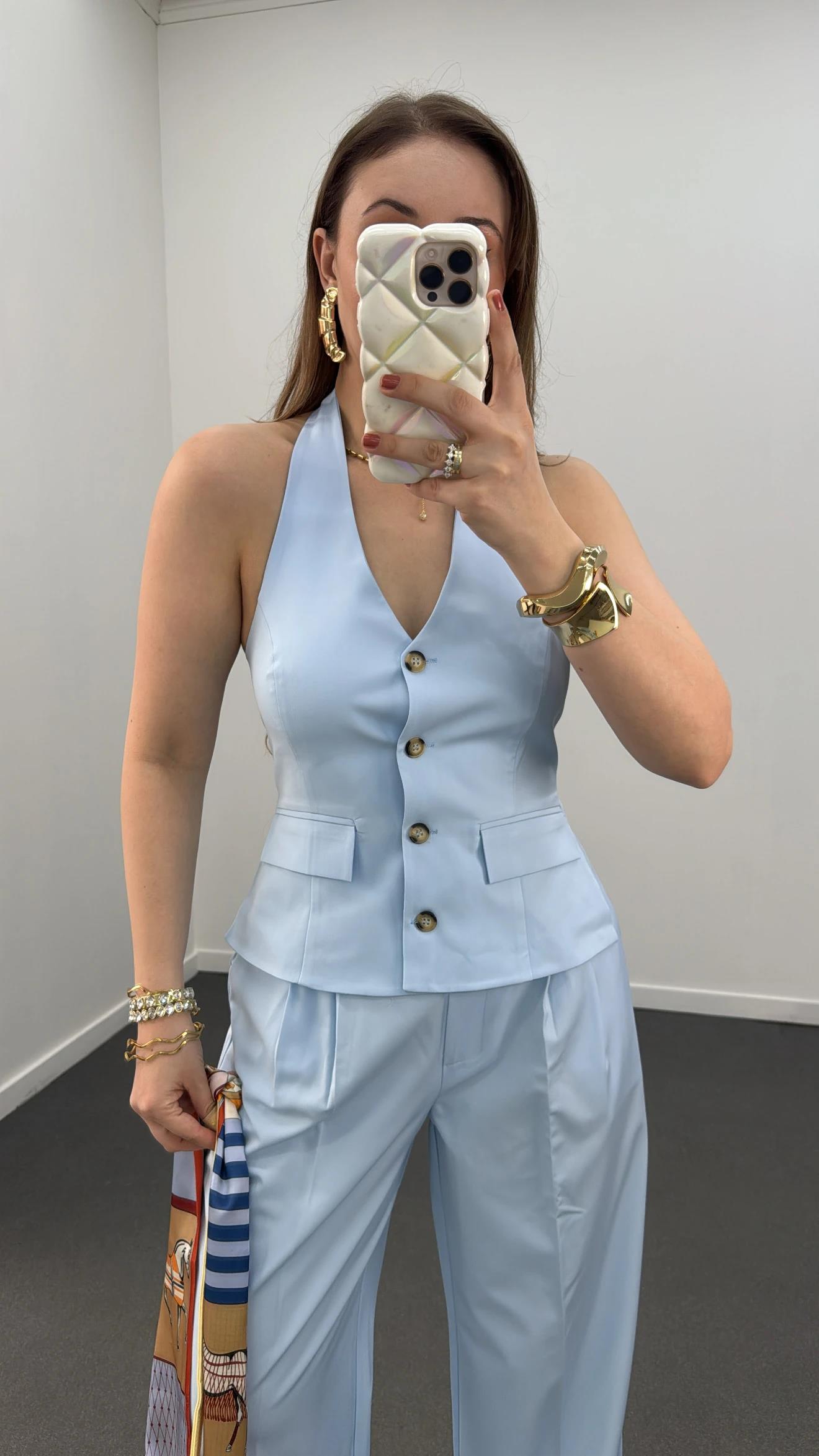 Efruz Premium Seri Bebe Mavi Renk 4 Düğmeli Yelek