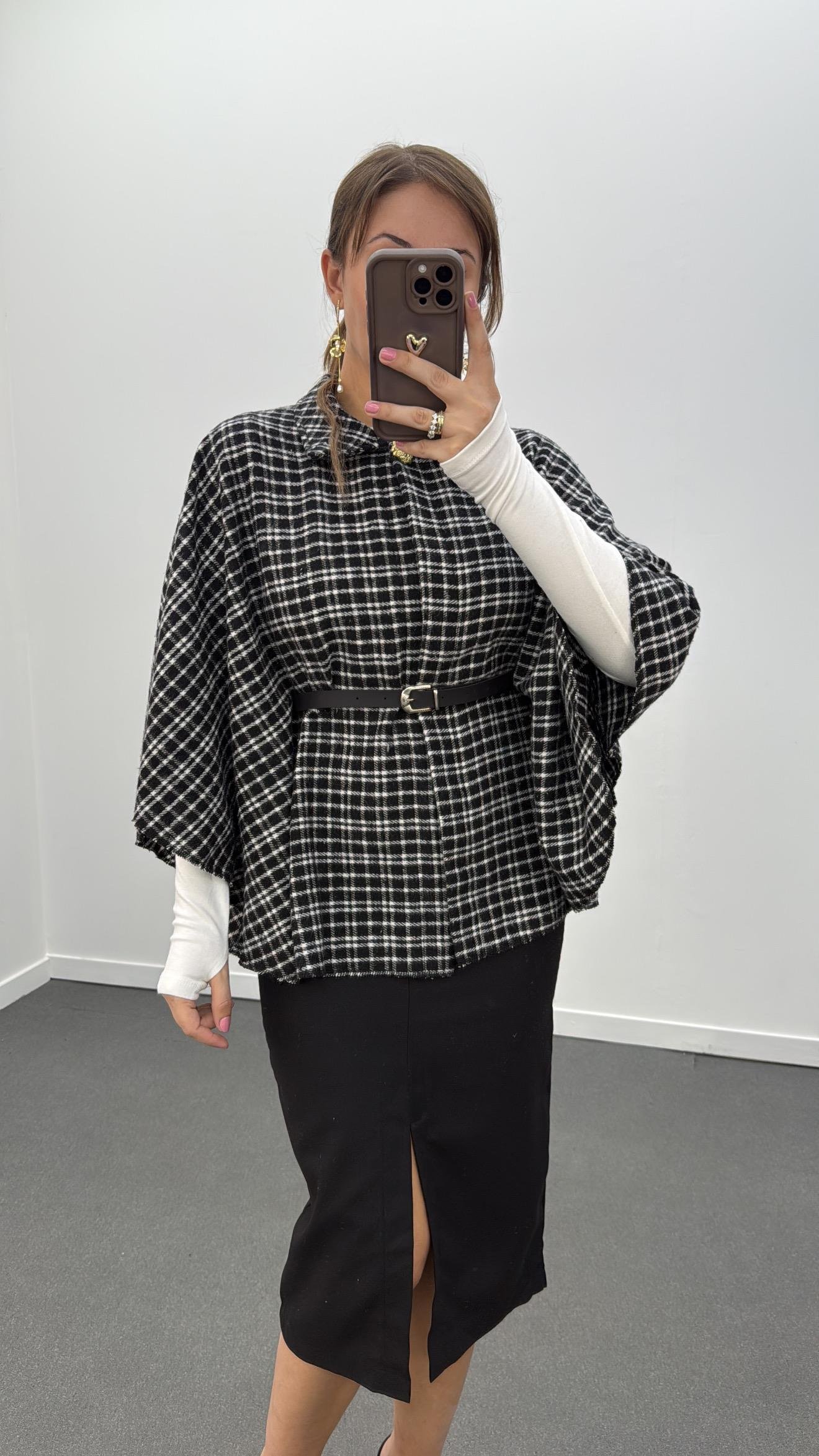 Faylin Siyah Potikare Ekoseli Kemerli Panço