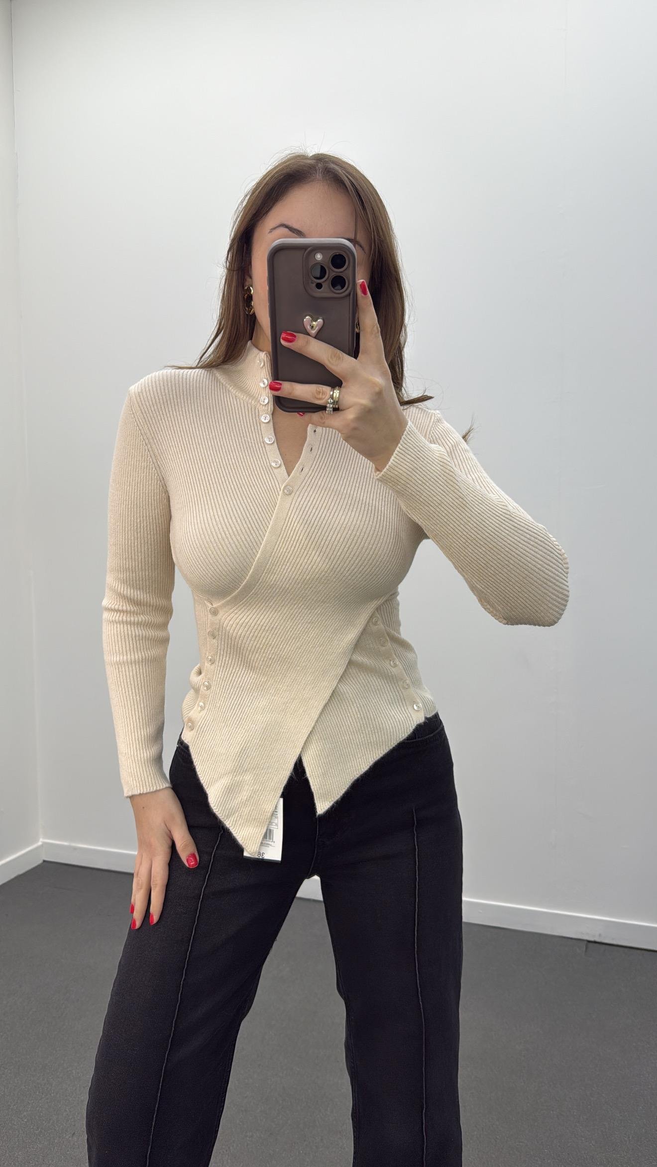 Gabriela Vanilya Kruvaze Full Düğmeli Triko