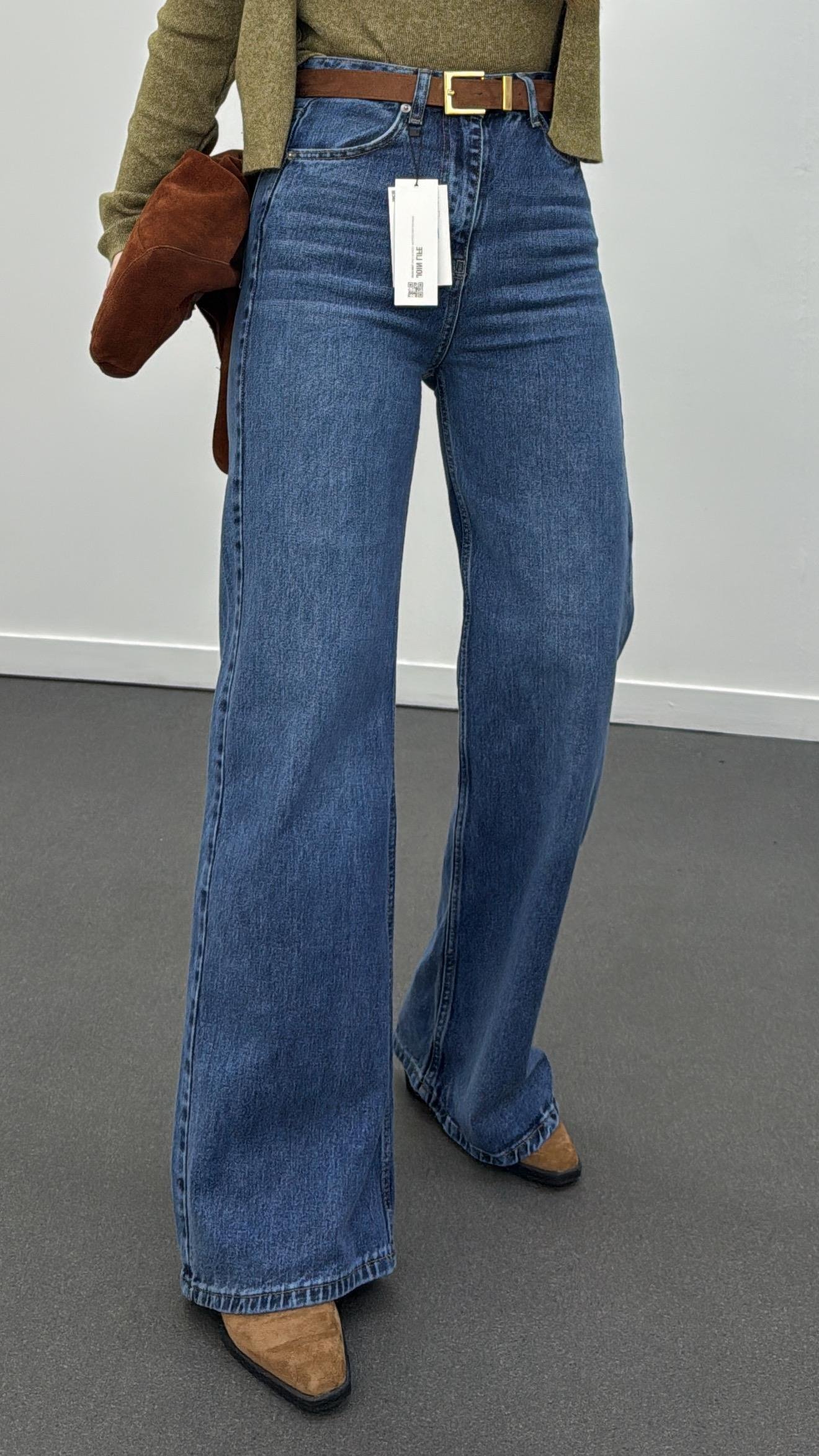 Helsinki Açık Kot Yıkamalı Wide Leg Jeans