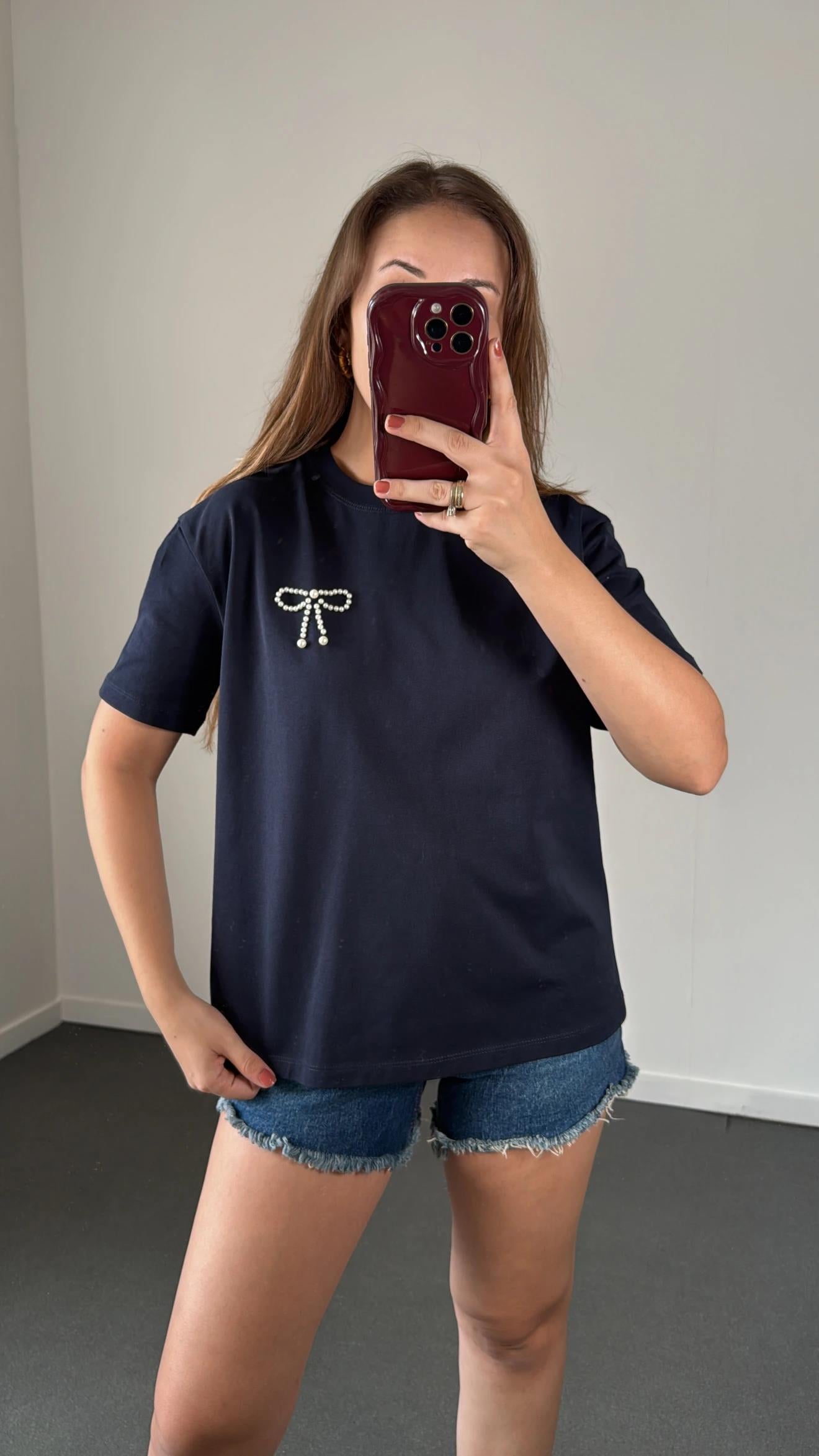 Lacivert İncili Kurdele Detaylı Tshirt