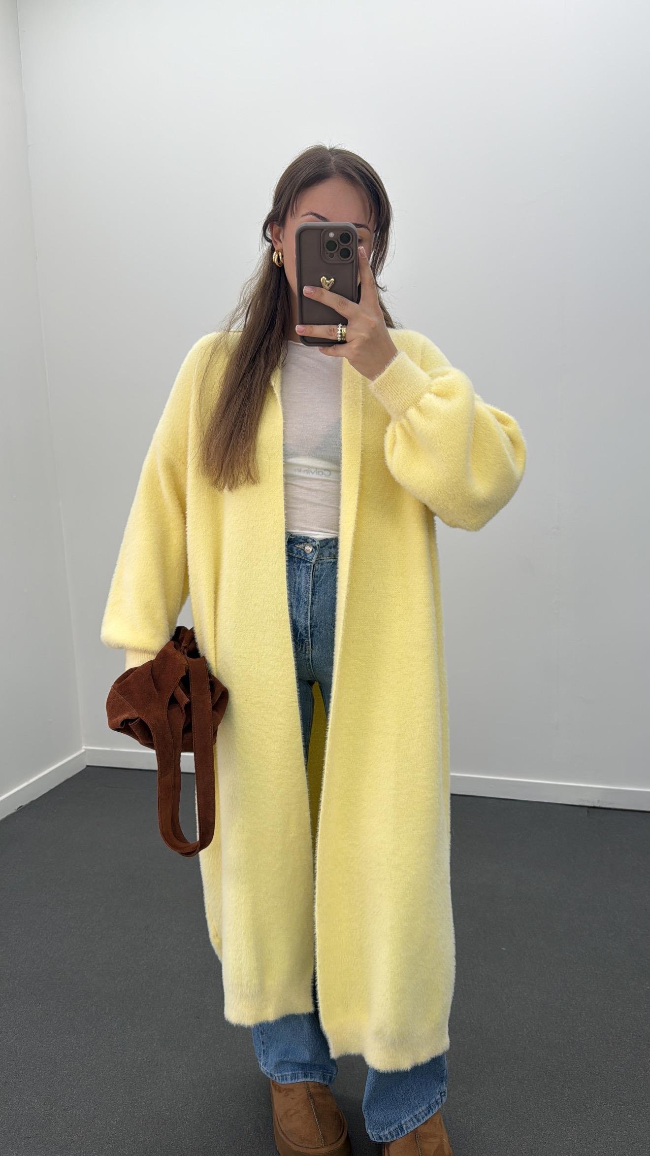 Madelyn Sarı Peluş Boydan Triko Hırka