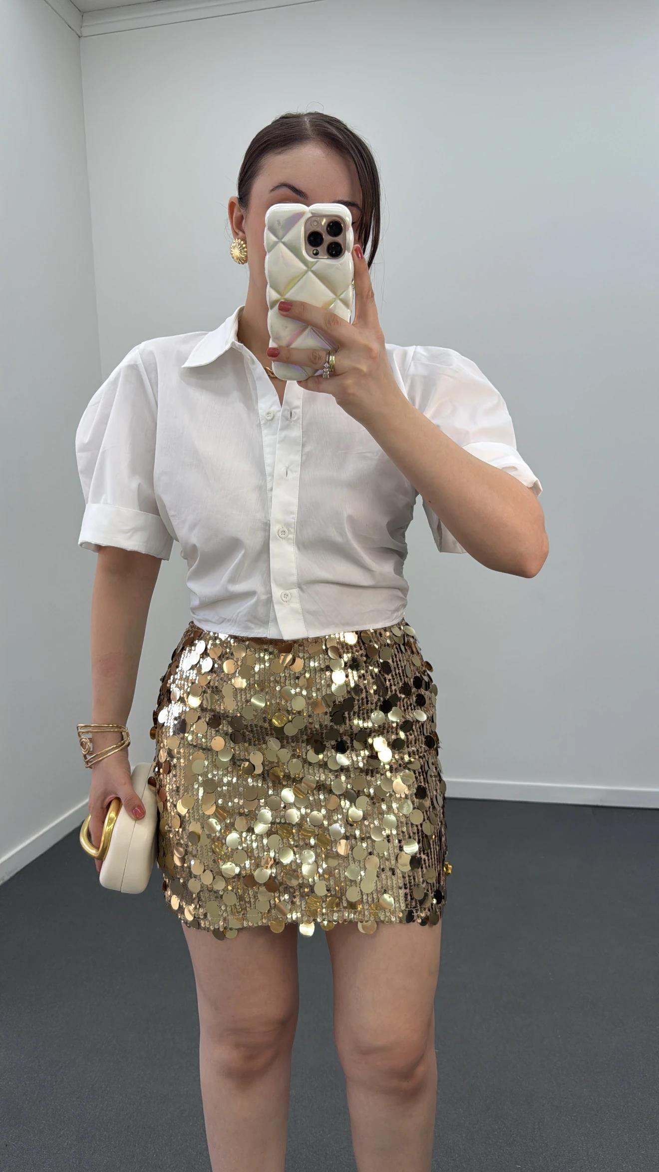 Moons Beyaz Büzgülü Crop Gömlek