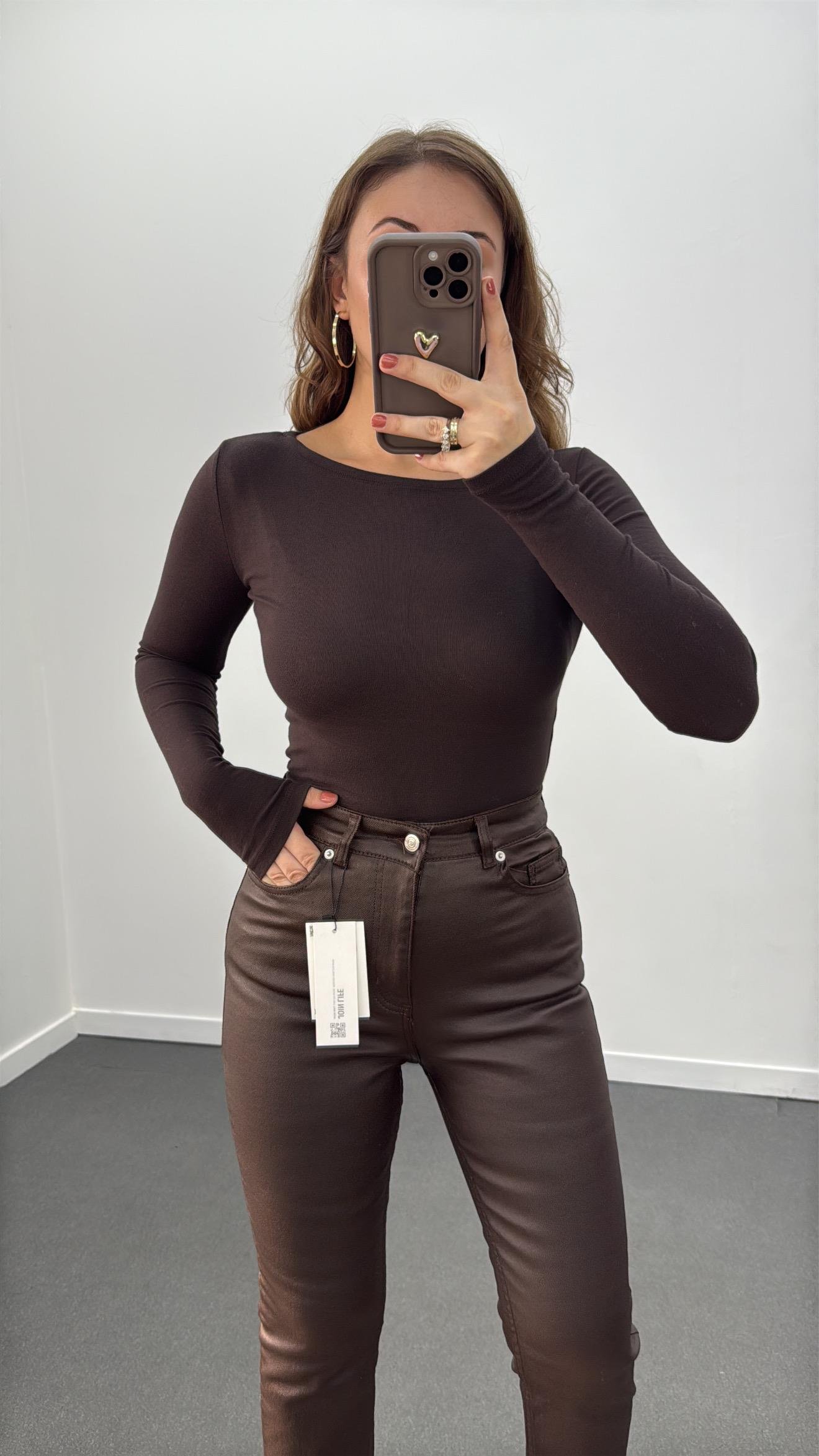 Ms Acı Kahve Modal Kumaşlı Yumuşak Likralı Kayık Yaka Body