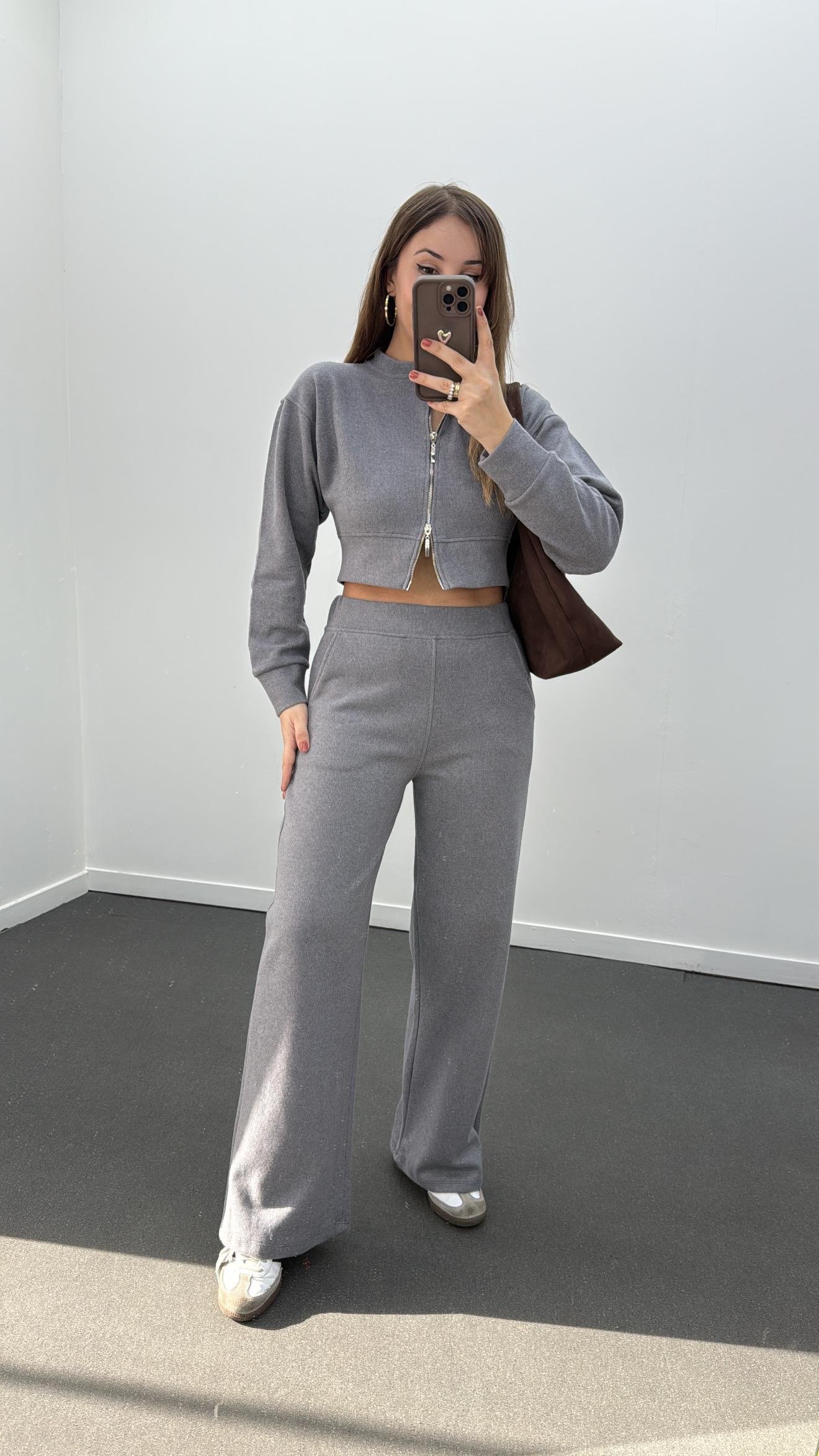 Riven Gri Çift Fermuarlı Crop Hırka Ve Eşofman Takımı