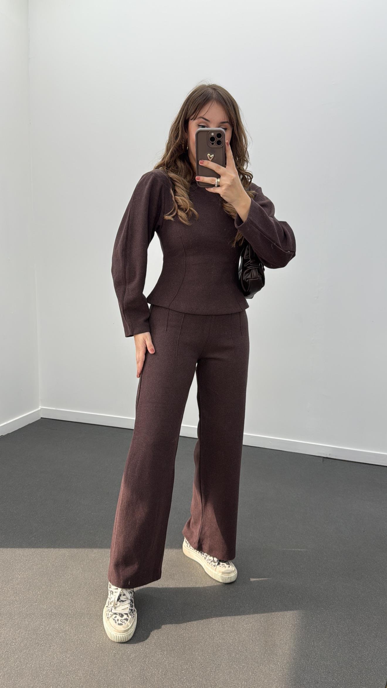 Suho Acı Kahve Balon Kol Triko Ve Pantolon Takımı