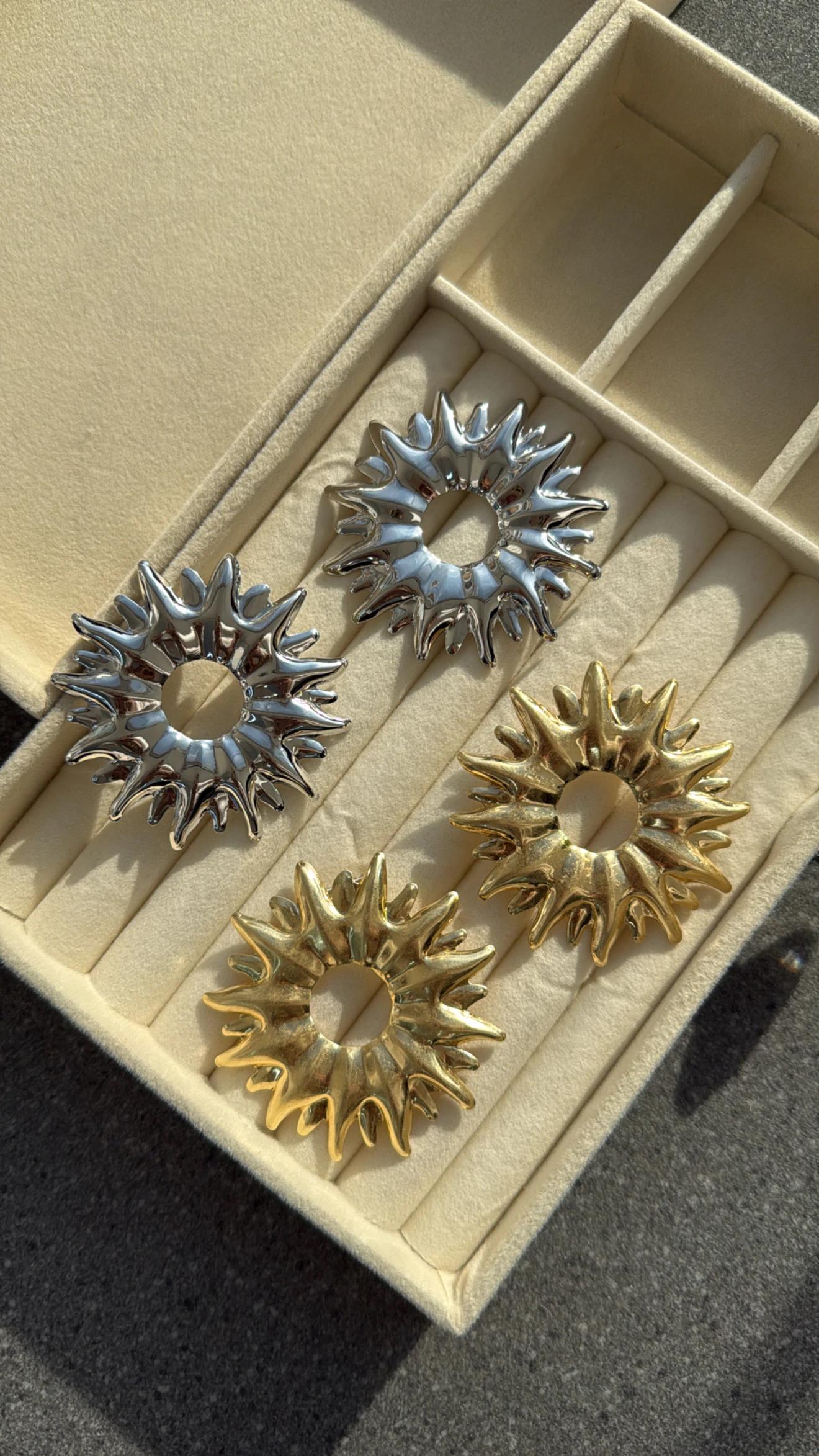 Sun Büyük Tasarım Küpe