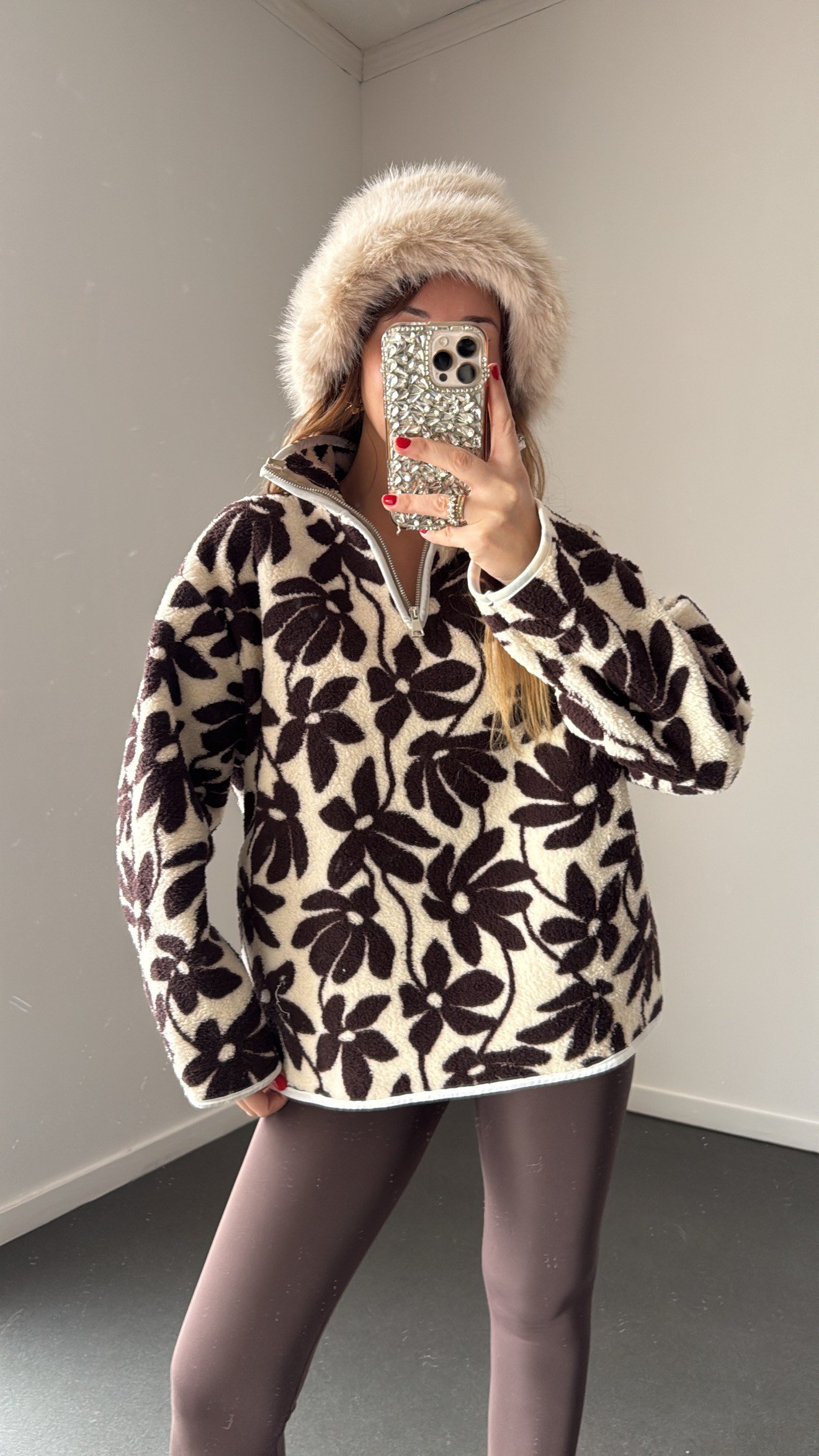 Wildora Kahve Çiçek Desenli Fermuarlı Sweatshirt