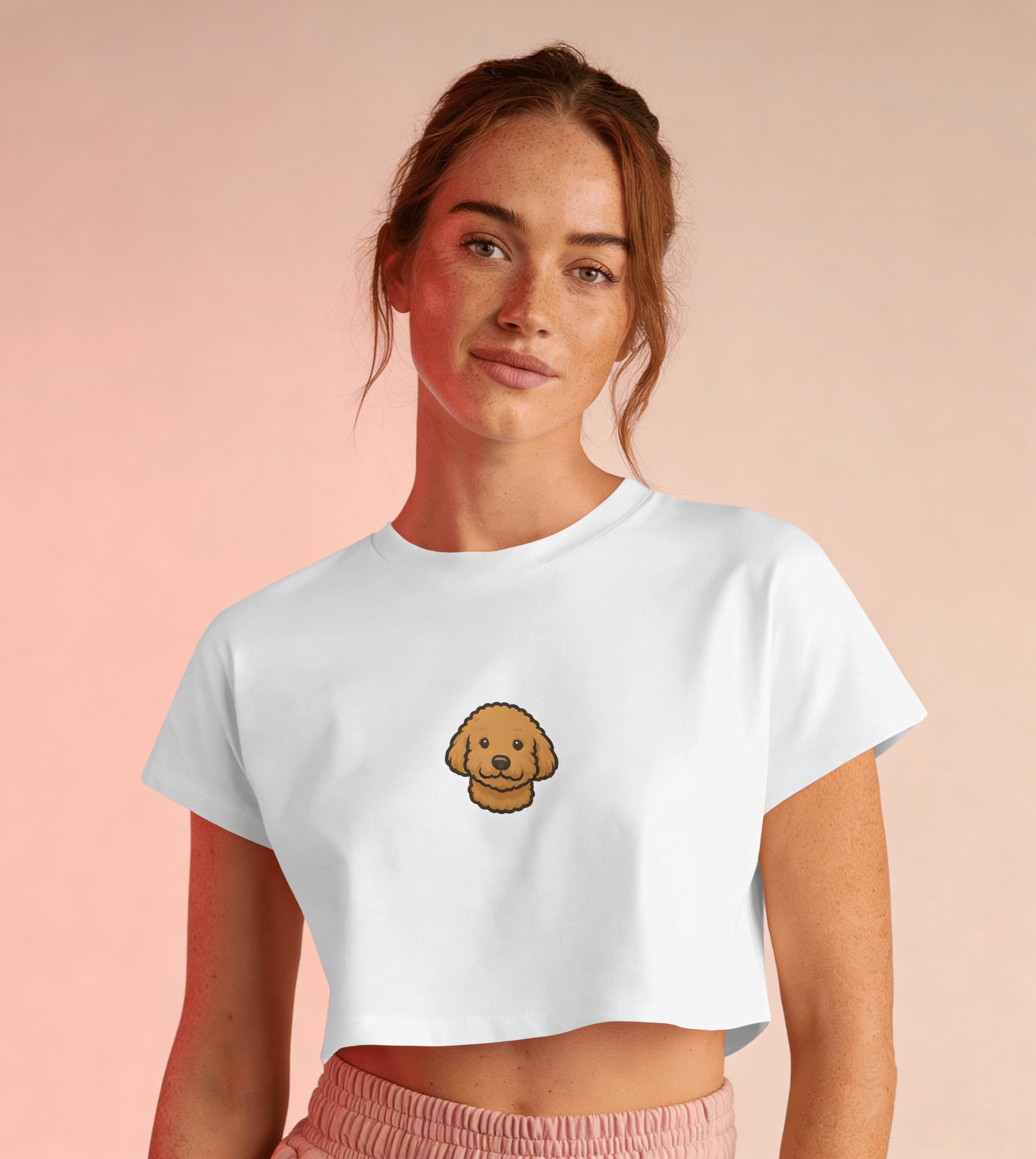 Goldendoodle Minimal Göğüs Baskı Crop Tişört – Premium Köpek Ikon Tasarım