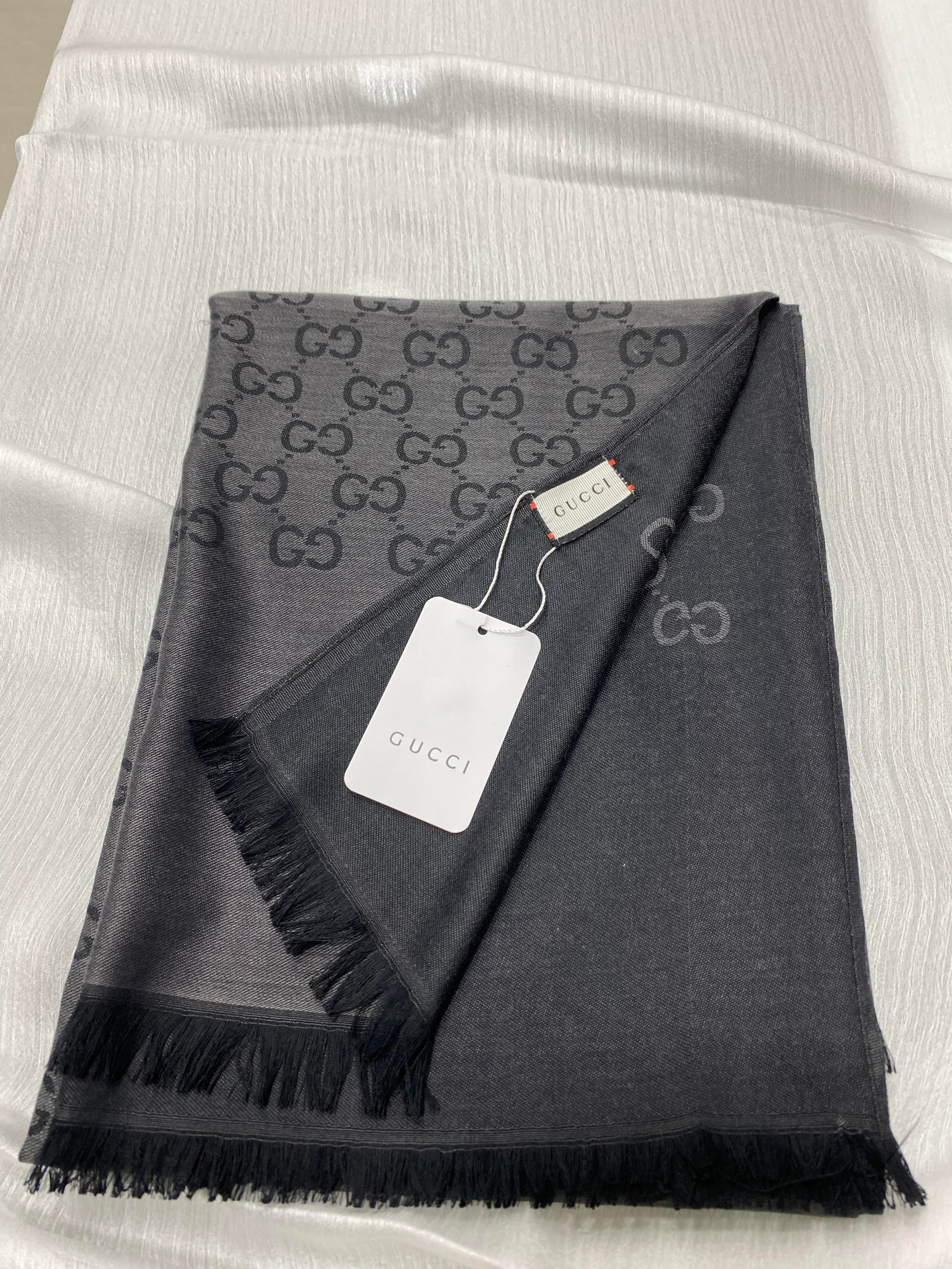 GUCCİ DESEN YÜN İPEK ŞAL GRİ