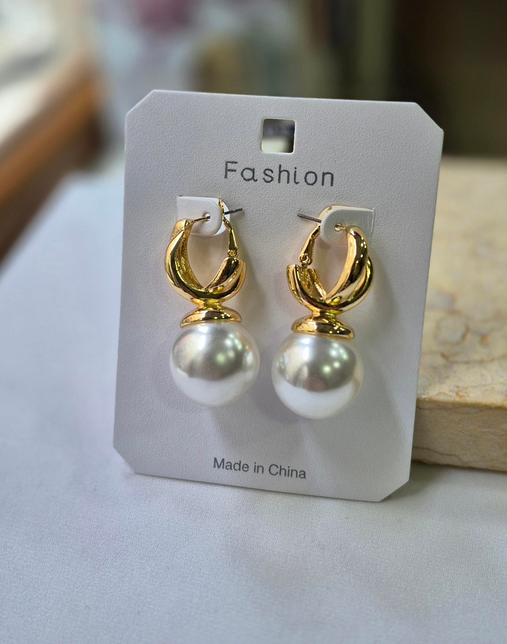 İNCİLİ SALLANTILI METAL KÜPE 