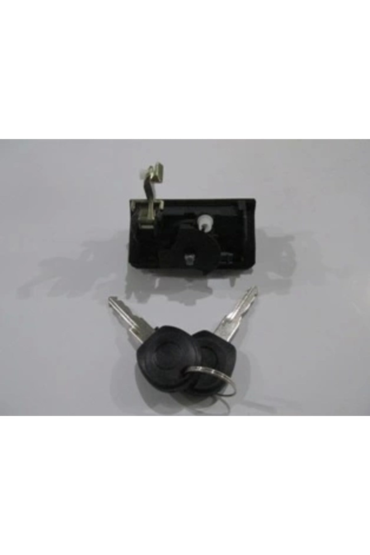 1996-2001 Volkswagen Polo Classic Bagaj Kapağı Kilidi (Anahtarlı) (Hushan) (Adet) (Oem No:1H6827571