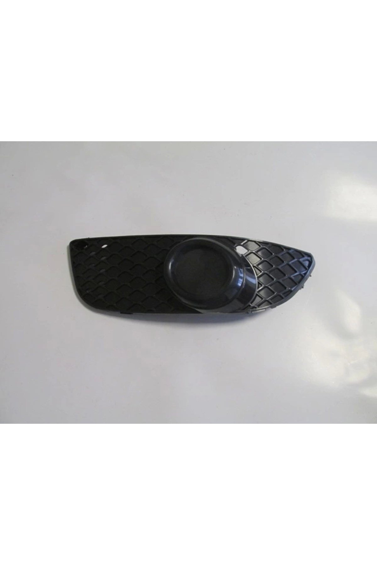 2008-2013 Mitsubishi Lancer Sis Lamba Kapağı Sol Siyah (sis Deliği Kapalı) () (adet) (oem No:8321