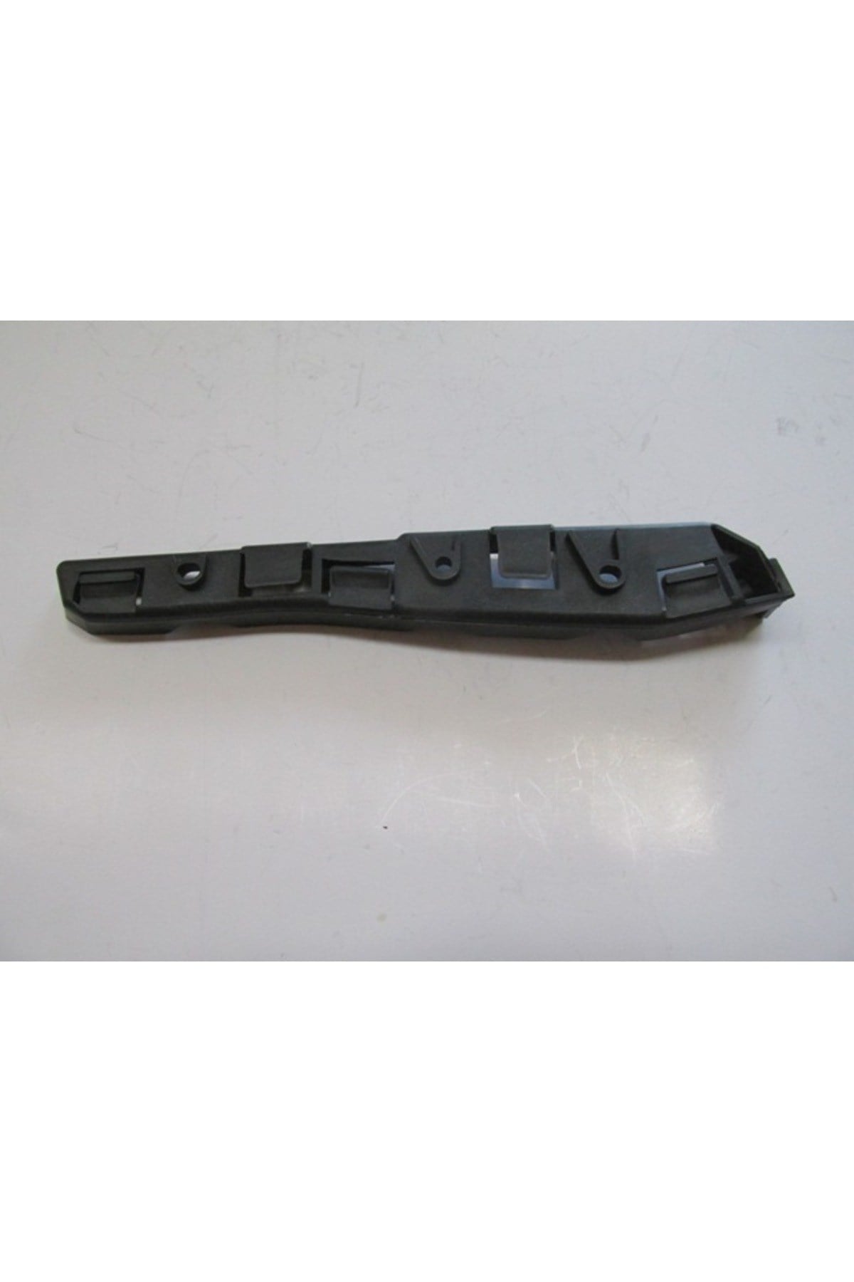2009-2012 Dacıa Sandero Ön Tampon Braketi Sol (tw) (adet) (oem No:8200735118)