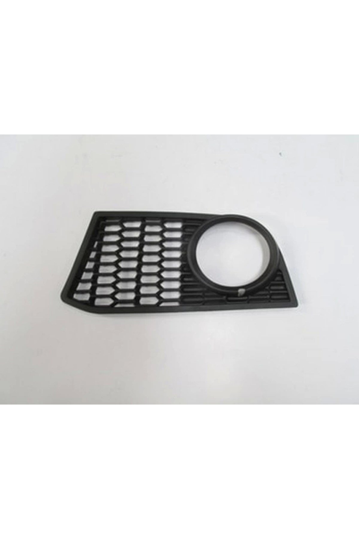2010-2013 Bmw 5 Serı F10- Sis Lamba Kapağı Sol Sis Delikli (m-paket) (tw) (adet) (oem No:51117906197
