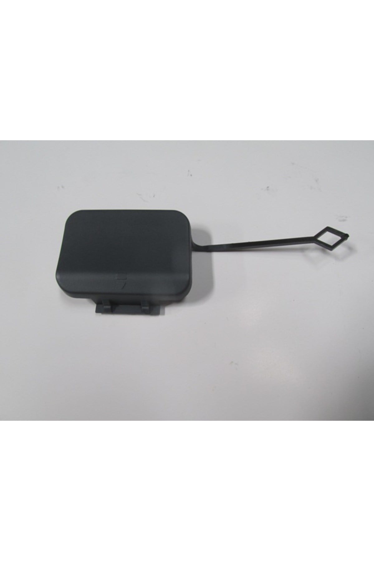 2154-2665 MERCEDES E CLASS- W212- 10/12; ARKA TAMPON ÇEKİ DEMİRİ KAPAĞI (FAM)