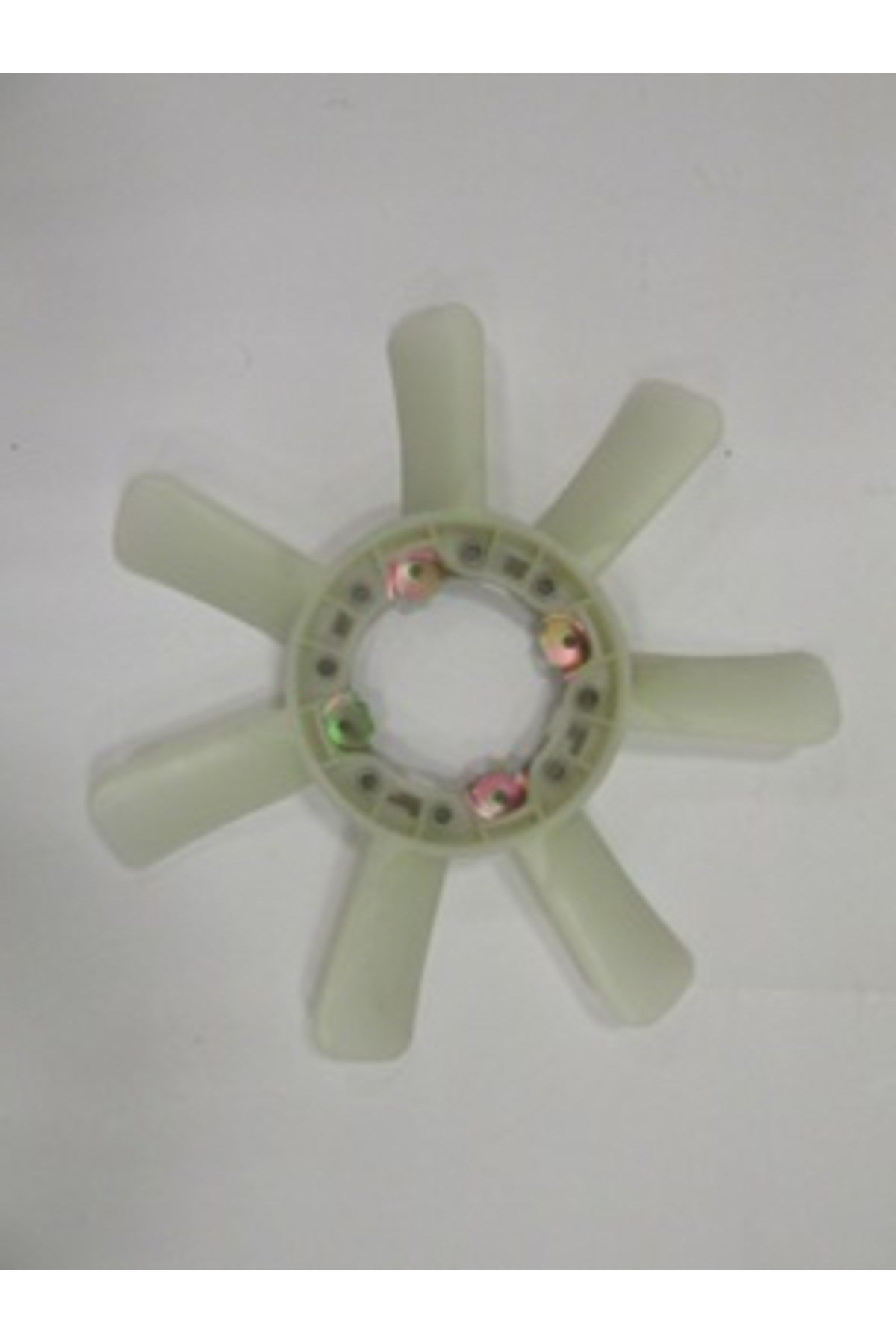221-4675 TOYOTA HILUX- PICK UP LN85- 89/97; FAN KANADI 7 KANAT (FAM)