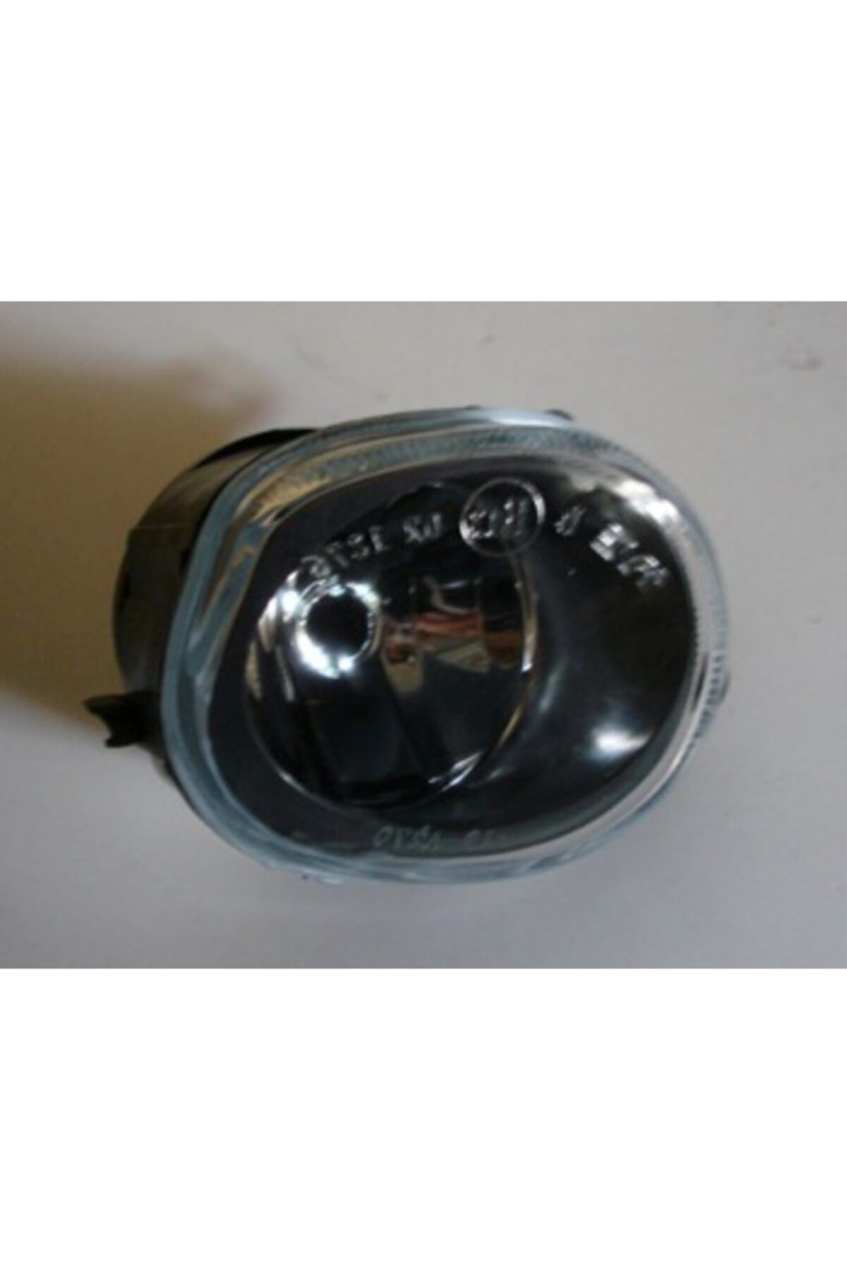 Audı A3- 97/00 Sis Lambası Sol Siyah (H7) (TYC) 8l0941699a