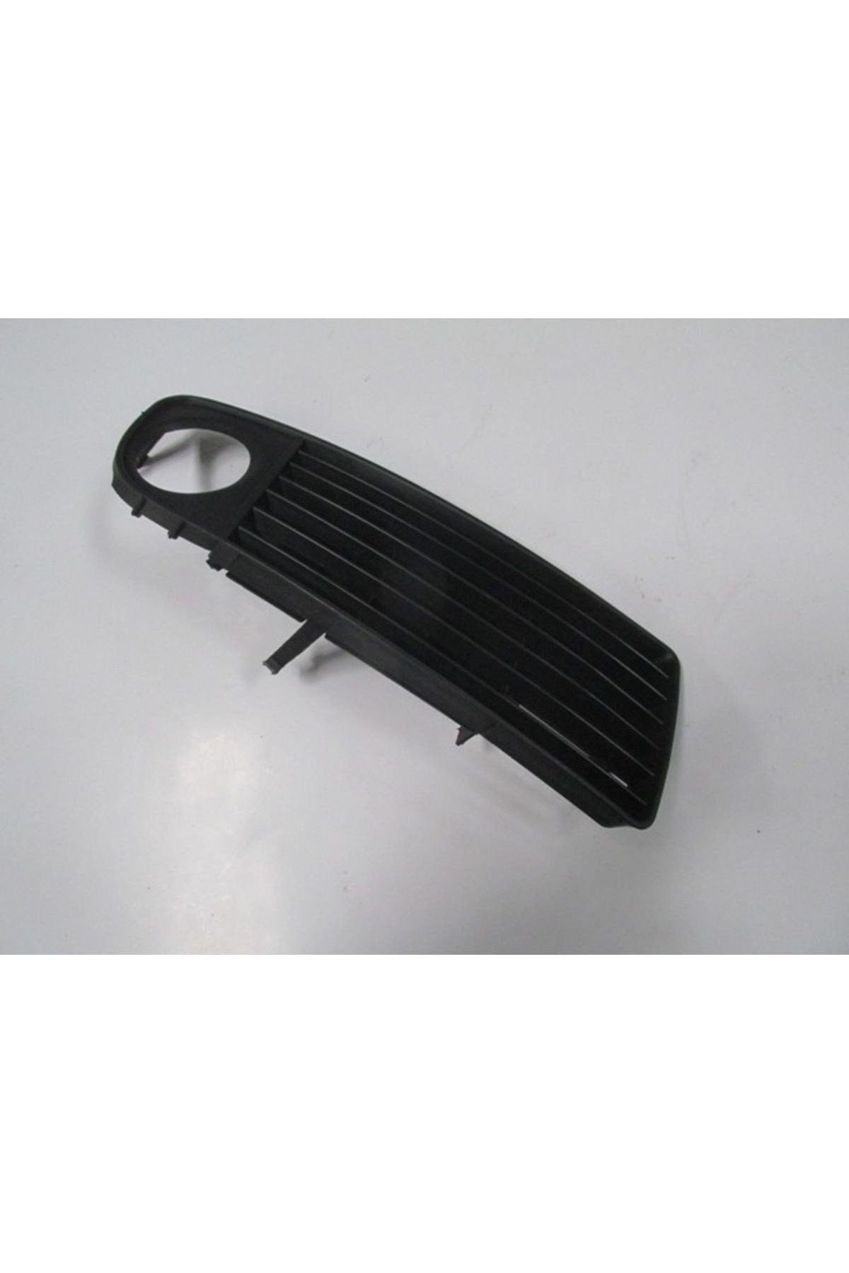 Audı A6- 98/01; Sis Kapağı Sağ Siyah (SİS DELİKLİ) (TW) 4b0807682h01c