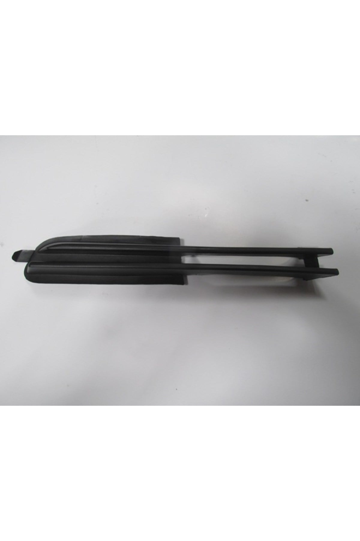 BMW 3 Seri- E46- SD- 98/01; Sis Lamba Kapağı Sol Siyah (TW) 51118209925
