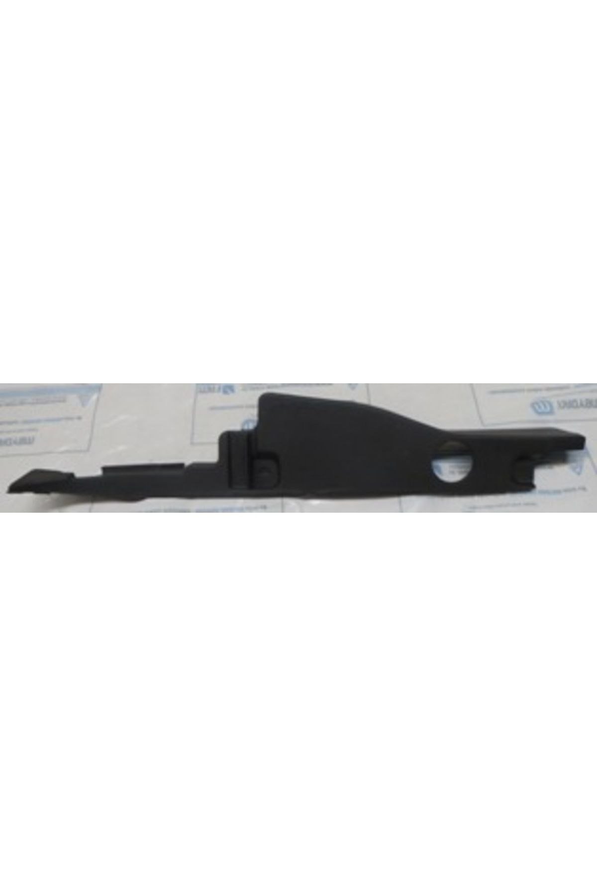 Chevrolet Cruze 09/14 Ön Çamurluk Üst Plastik Braketi Sağ (Bfn)