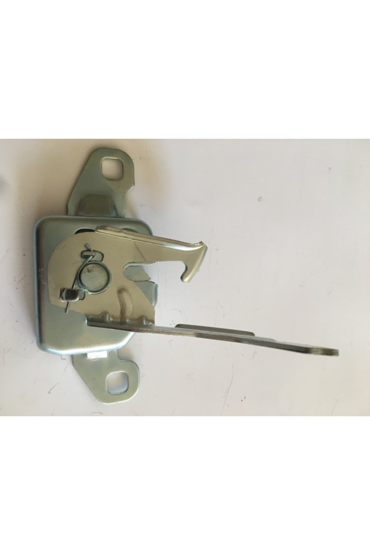 Dacia Duster- 10/13; Kaput Kilidi 656010017R