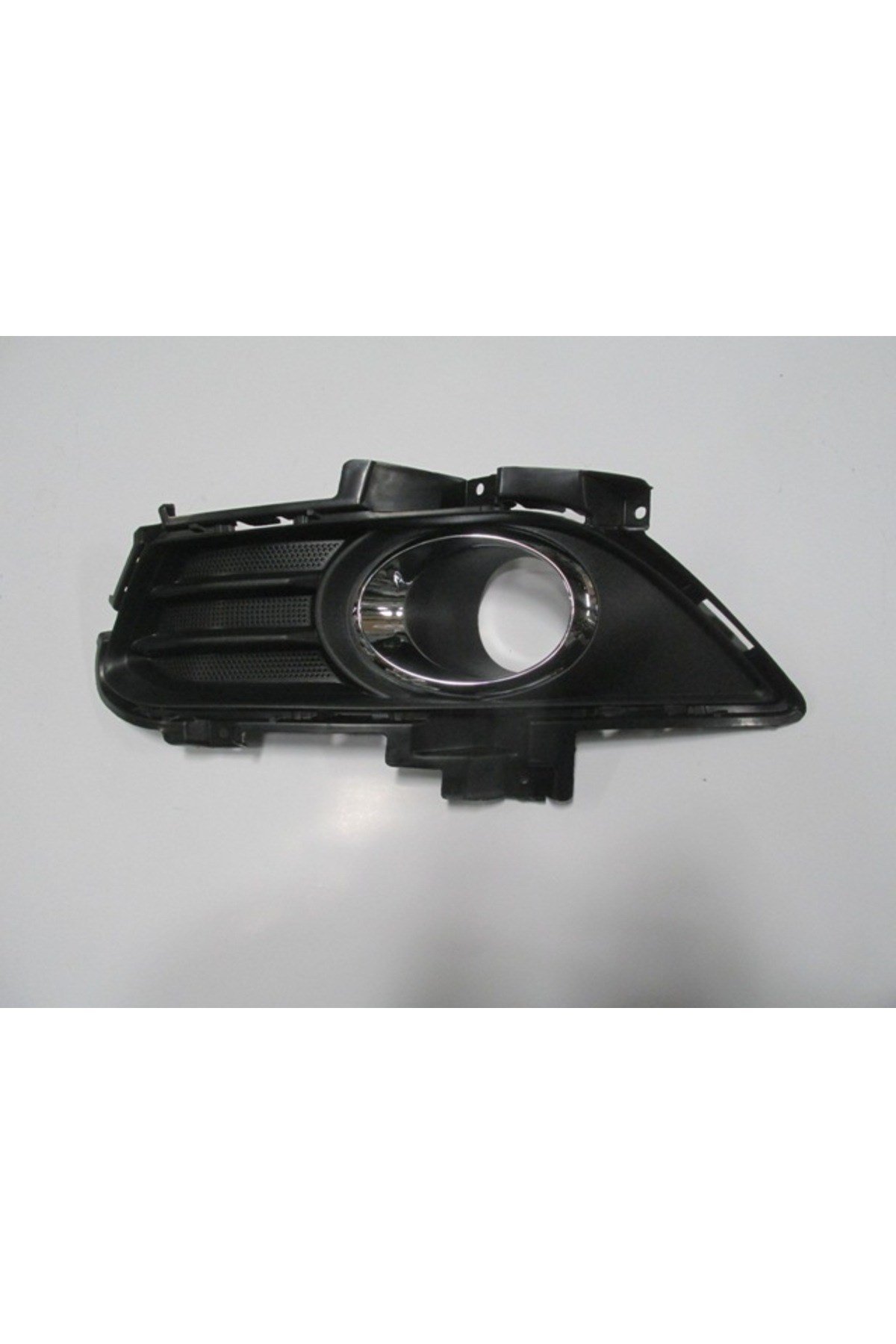 Ford Mondeo- 15/18; Sis Lamba Kapağı Sol Sis Delikli (Nikelaj Çerçeveli) (TW) 1831125