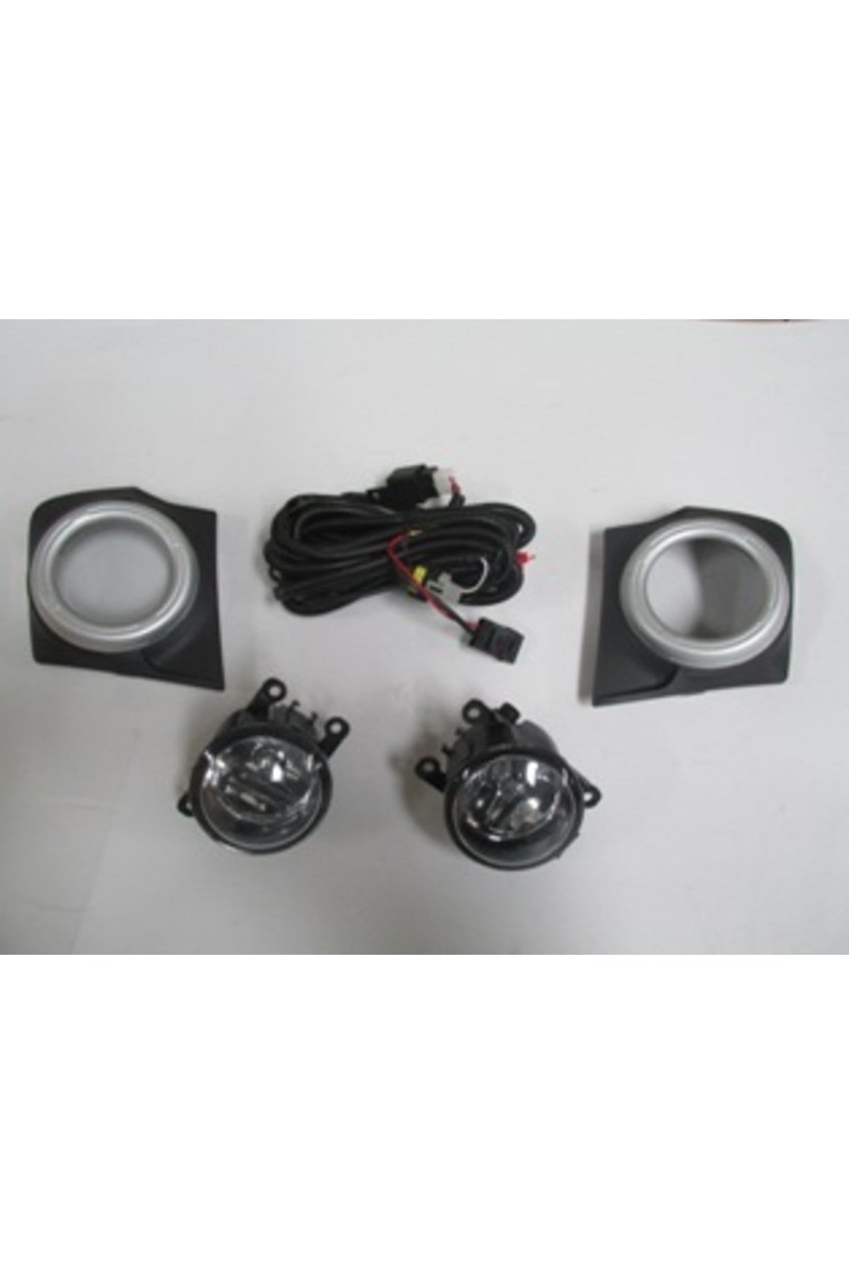 Mitsubishi L200- Pick Up- 15/18; Sis Lambası Sağ/Sol Set Sis Lamba Kapağı/Röle/Düğme Komple