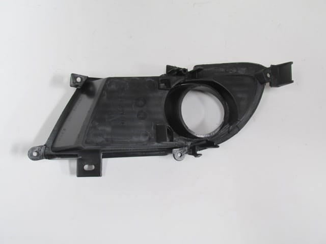 Mitsubishi Lancer 04/06 Sis Lamba Kapağı Sağ Sis Delikli Siyah (Fpı)
