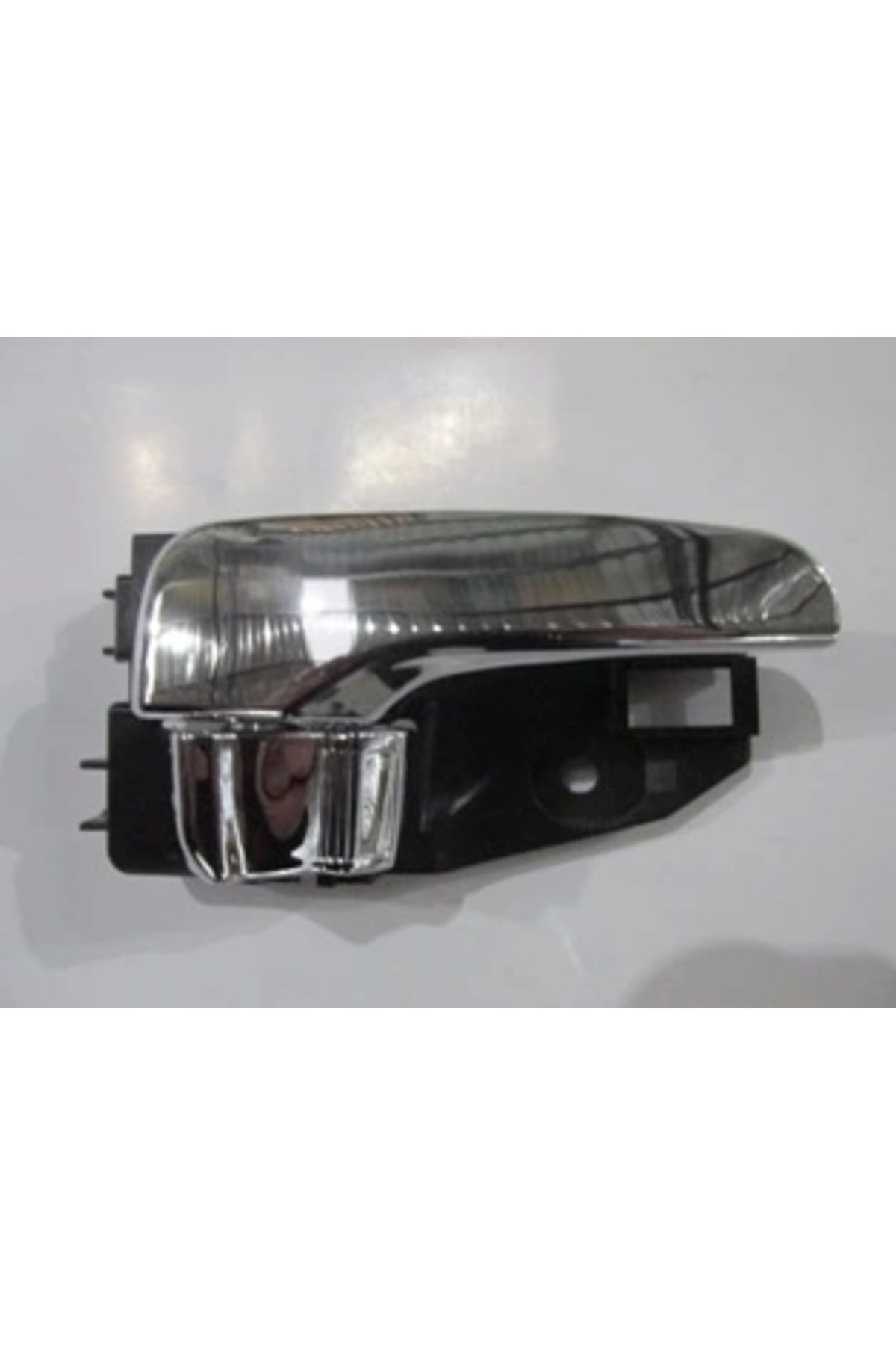 Mıtsubıshı Outlander- 04-07 Ön Kapı Iç Açma Kolu Sağ Nikelajlı Oem No: Cw739938 Uyumlu 175-3013