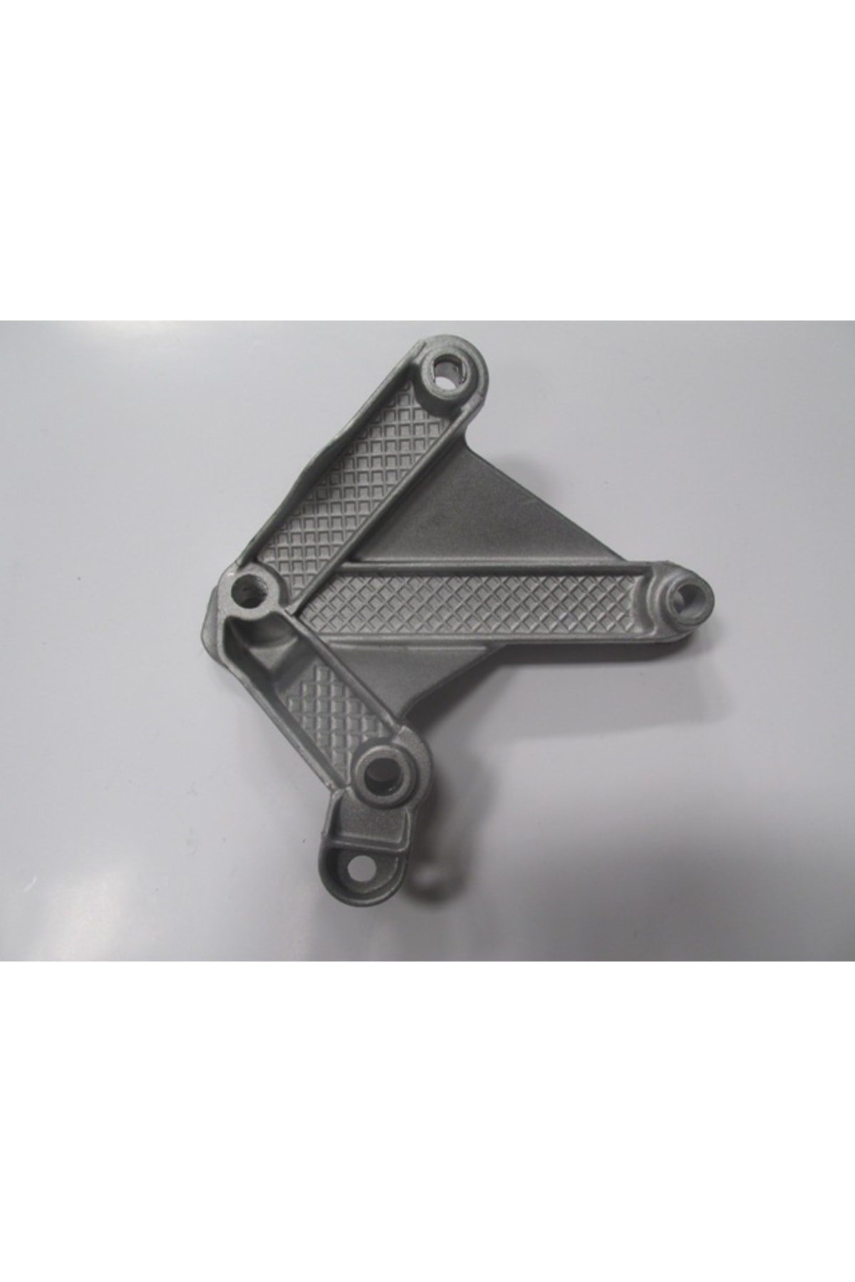 OEM NO 8200043084 UYUMLU RENAULT SCENIC 2 03/09 MOTOR TAKOZU BAĞLANTI KULAĞI 1.5DCI