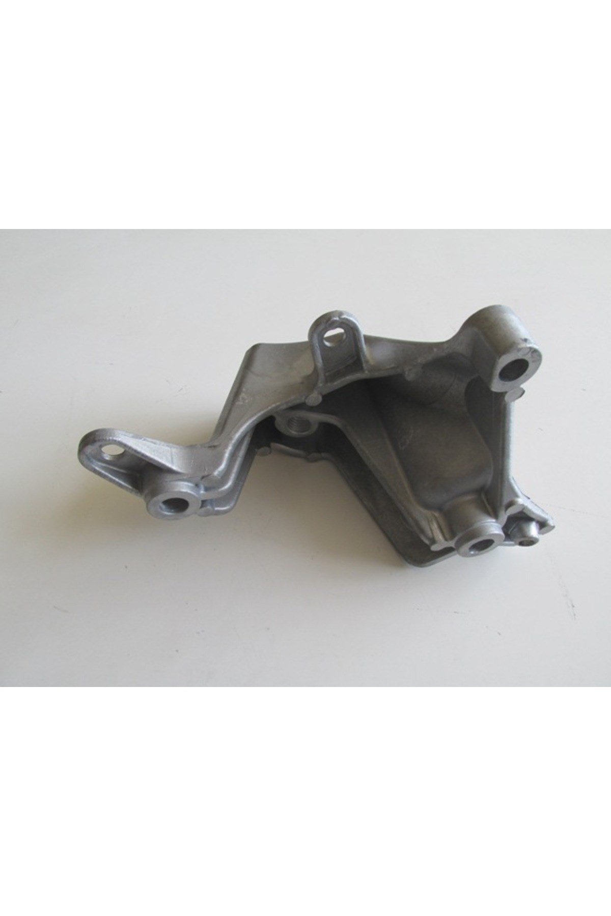 Renault Megane- 4- Sd- 21/24; Uyumlu Vites Kutusu Bağlanti Takozu 1.5 Dci