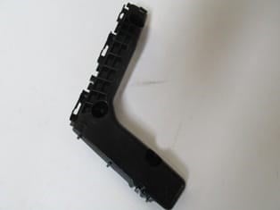 Toyota Corolla Nde180 13/16 Ön Tampon İç Bağlantı Braketi Sol (Yan Kulağa Takılan) (Tyg)