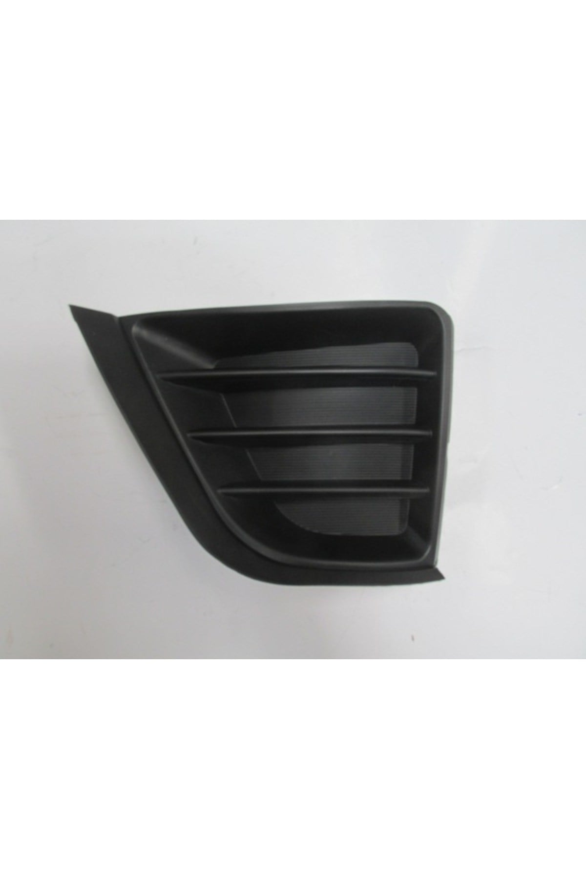 Toyota Corolla Nde180 13/16 Sis Lamba Kapağı Sol Siyah (Sis Deliksiz) (Tw)