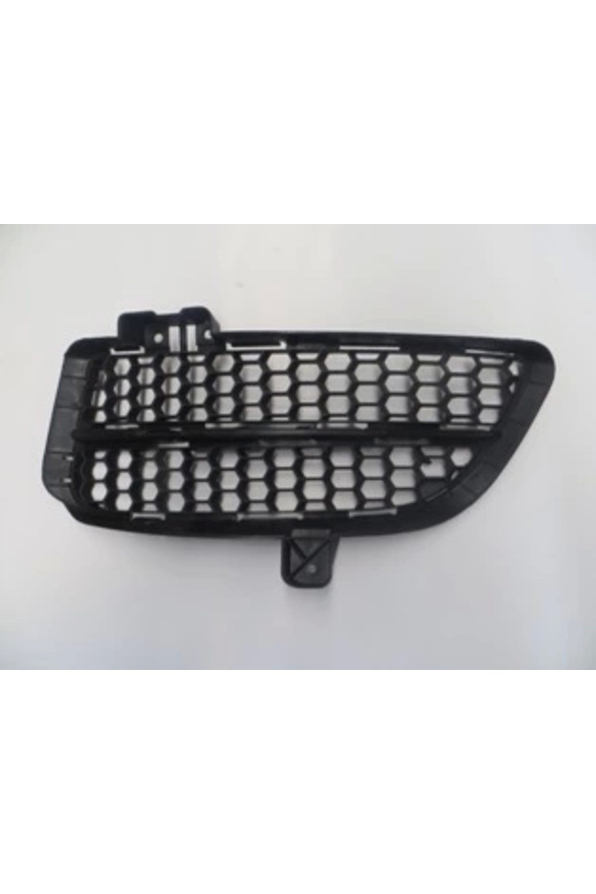 Volkswagen Touareg- 07/09; Ön Tampon Panjuru Sol (Oem No: 7L6853665B)