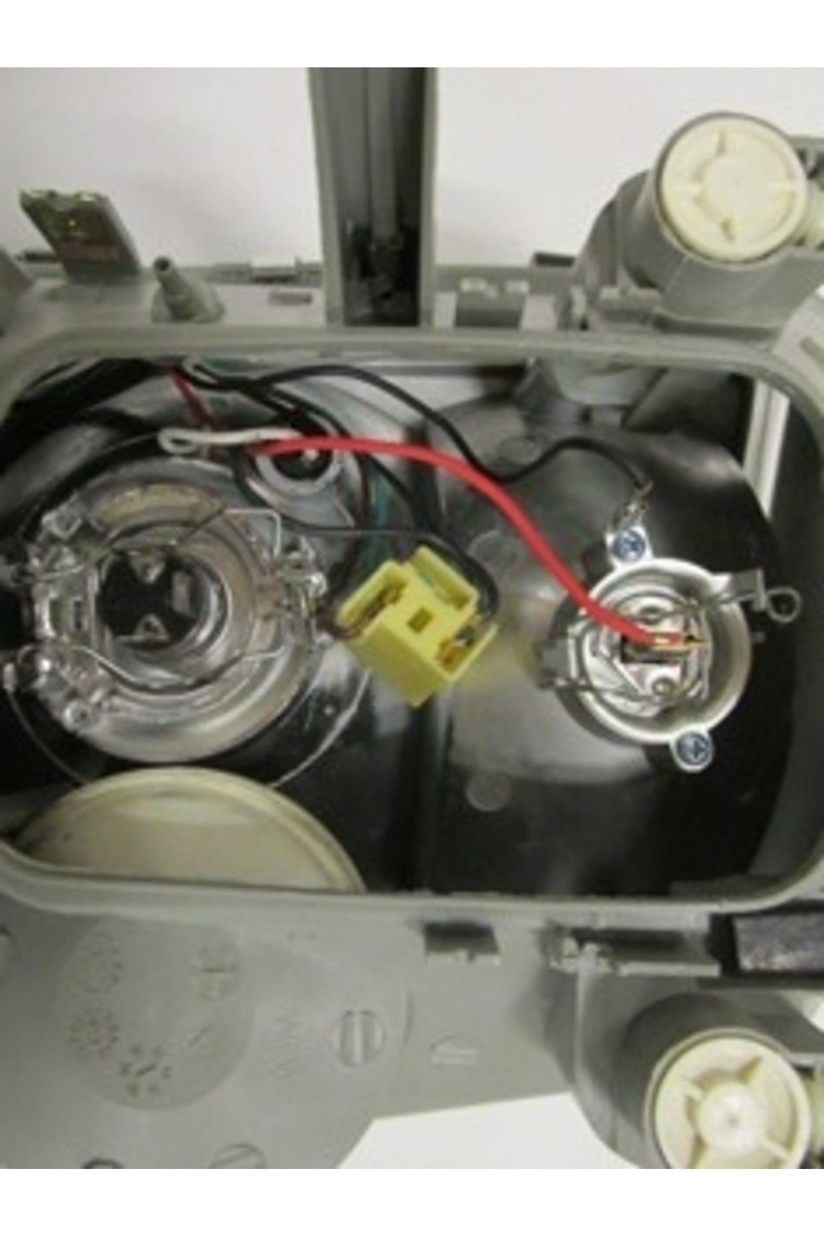VOLT- LT35/LT46- 96/07; FAR LAMBASI SOL SİSLİ/VAKUMLU (H4/H1) (AYFAR)