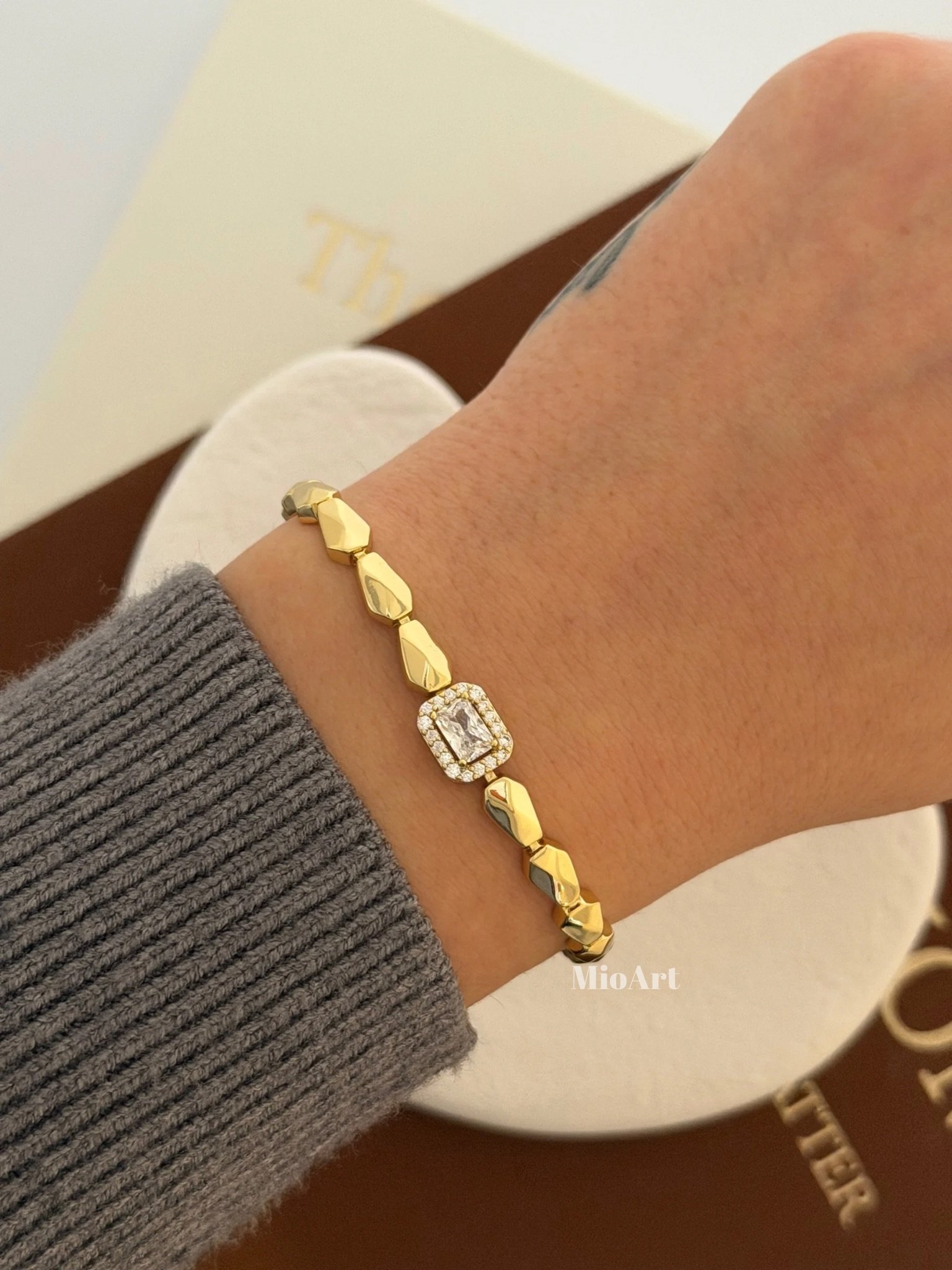 Baget Taşlı Gold Bileklik