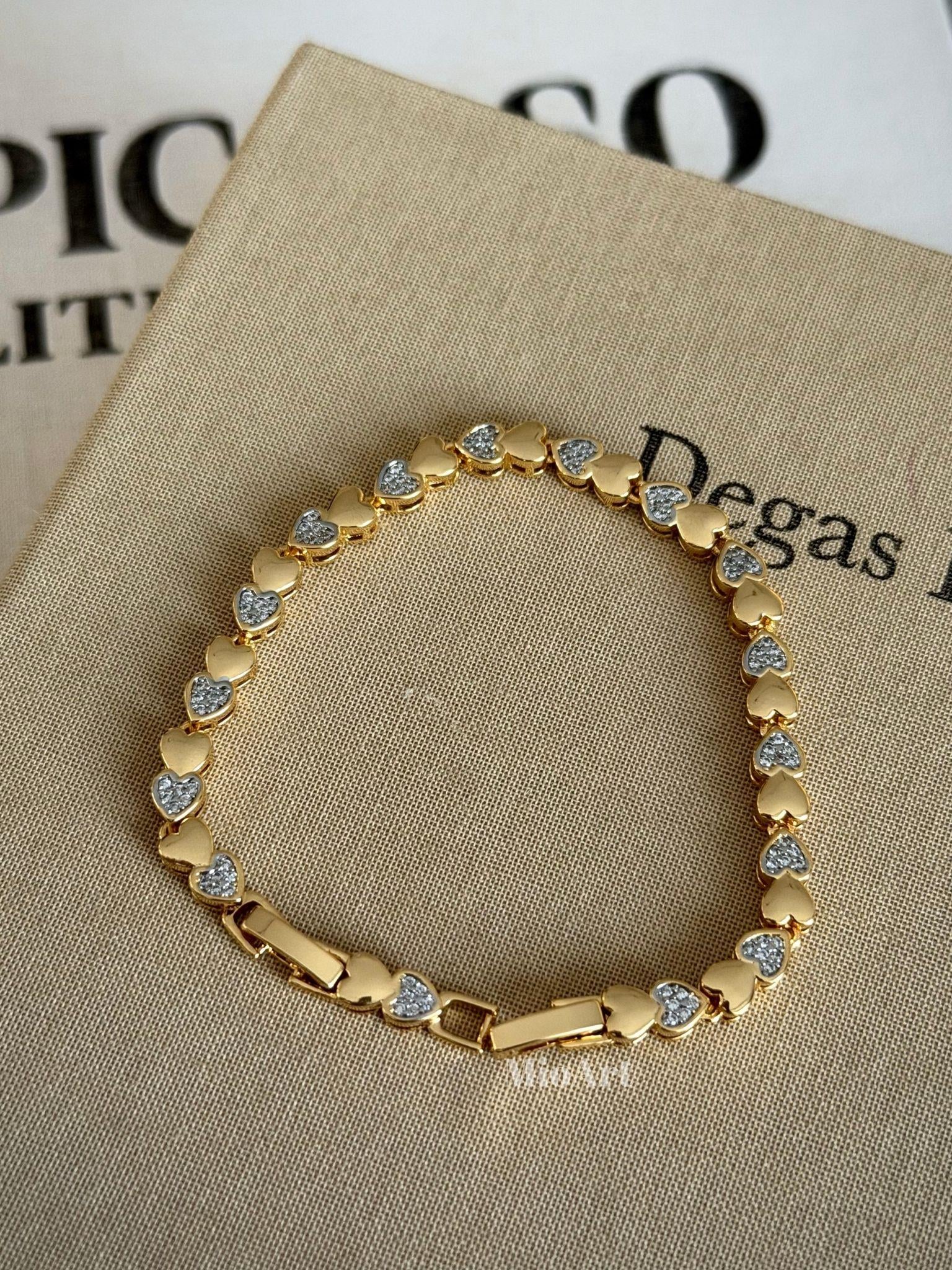 Kalp Taşlı Gold Bileklik