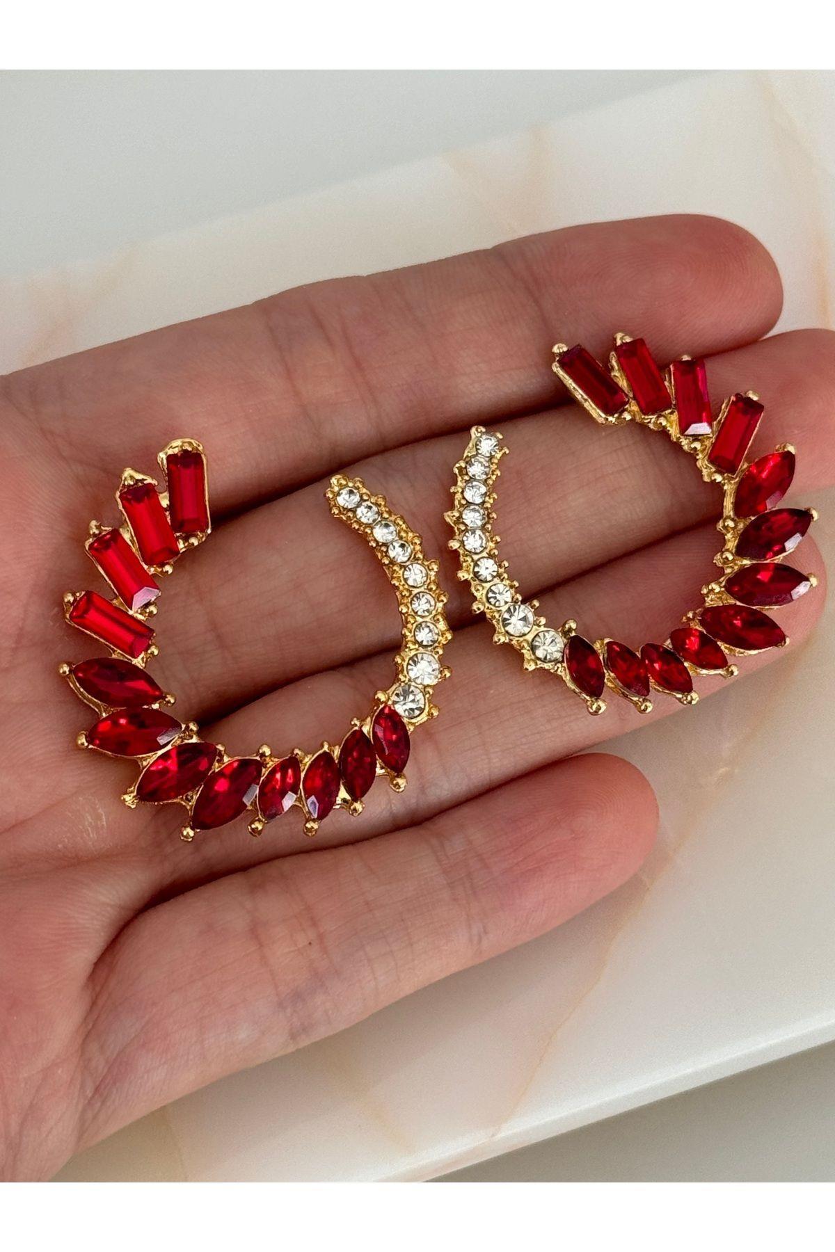 Kristal Taşlı Parlak Şık Küpe