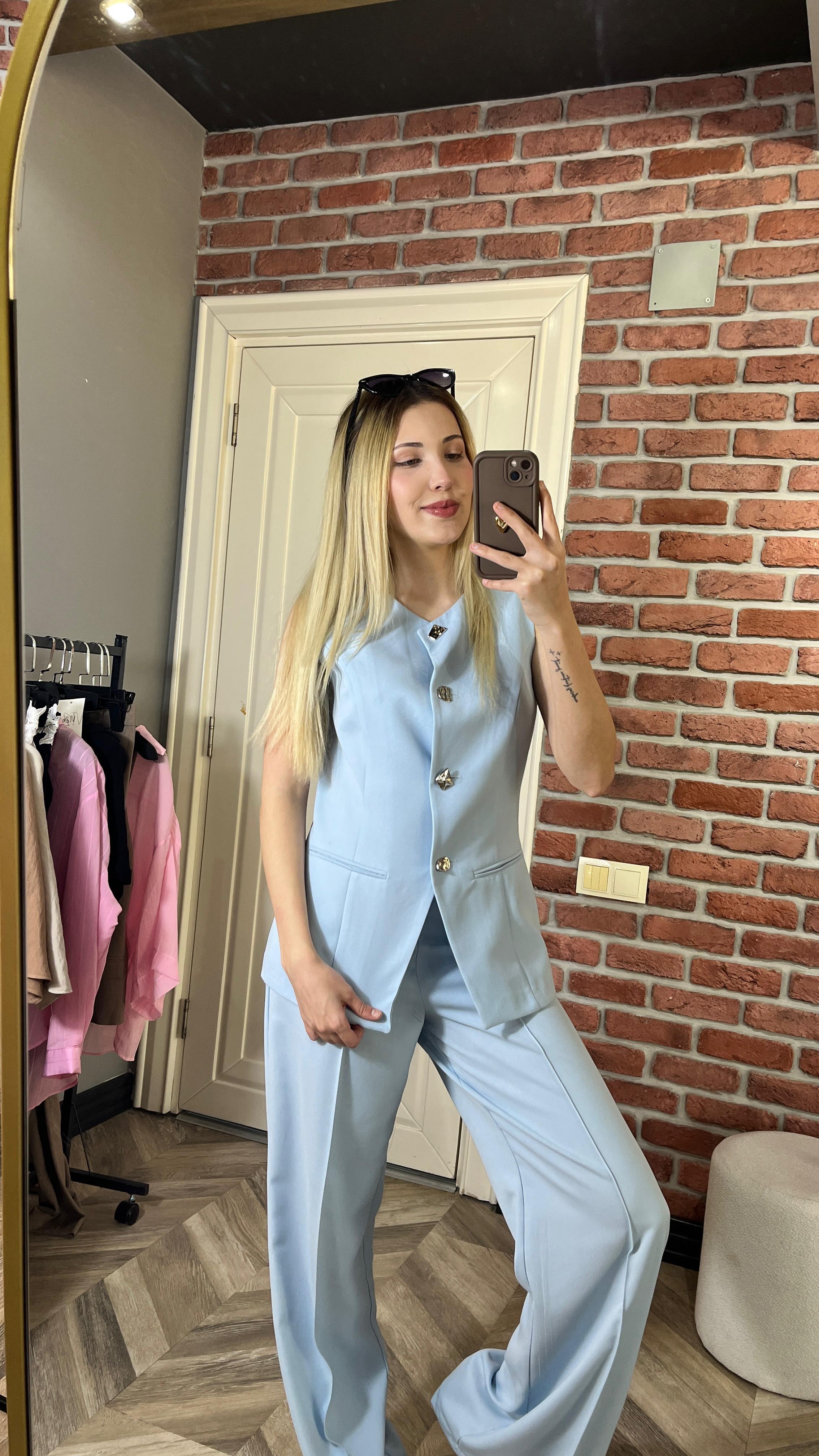 yelekli takım