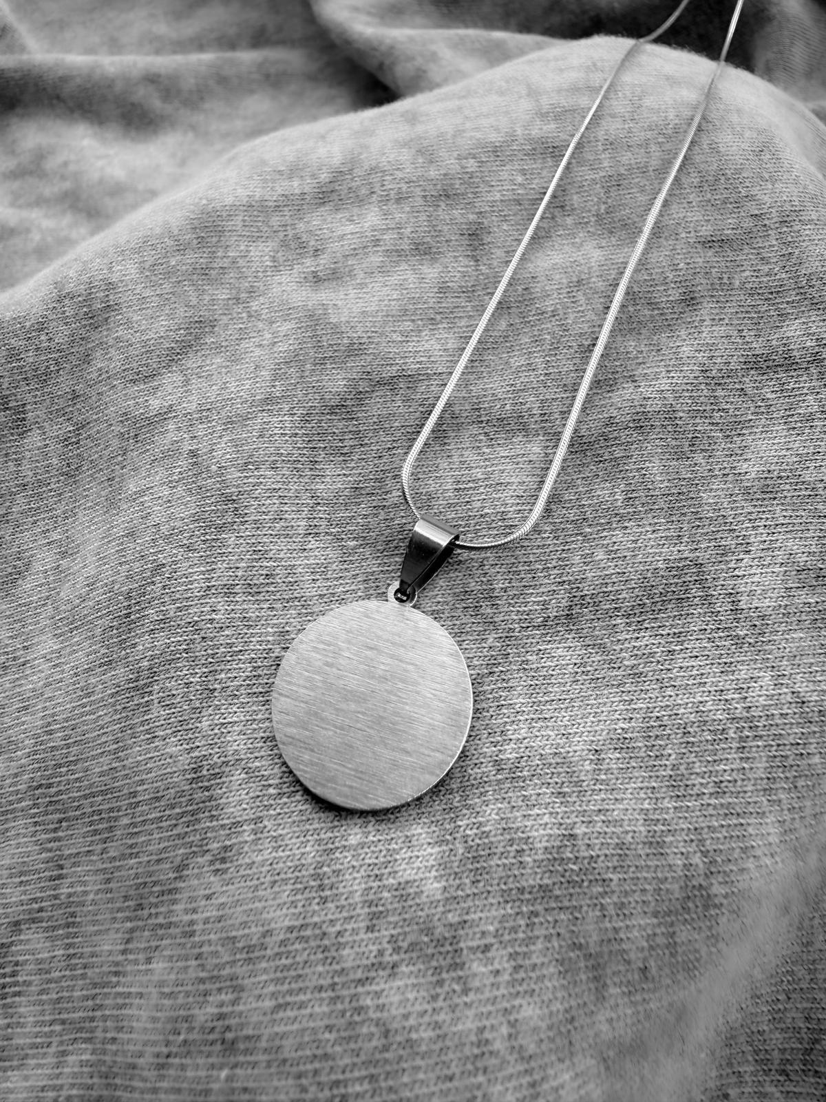 Steel Coin Çelik Kolye