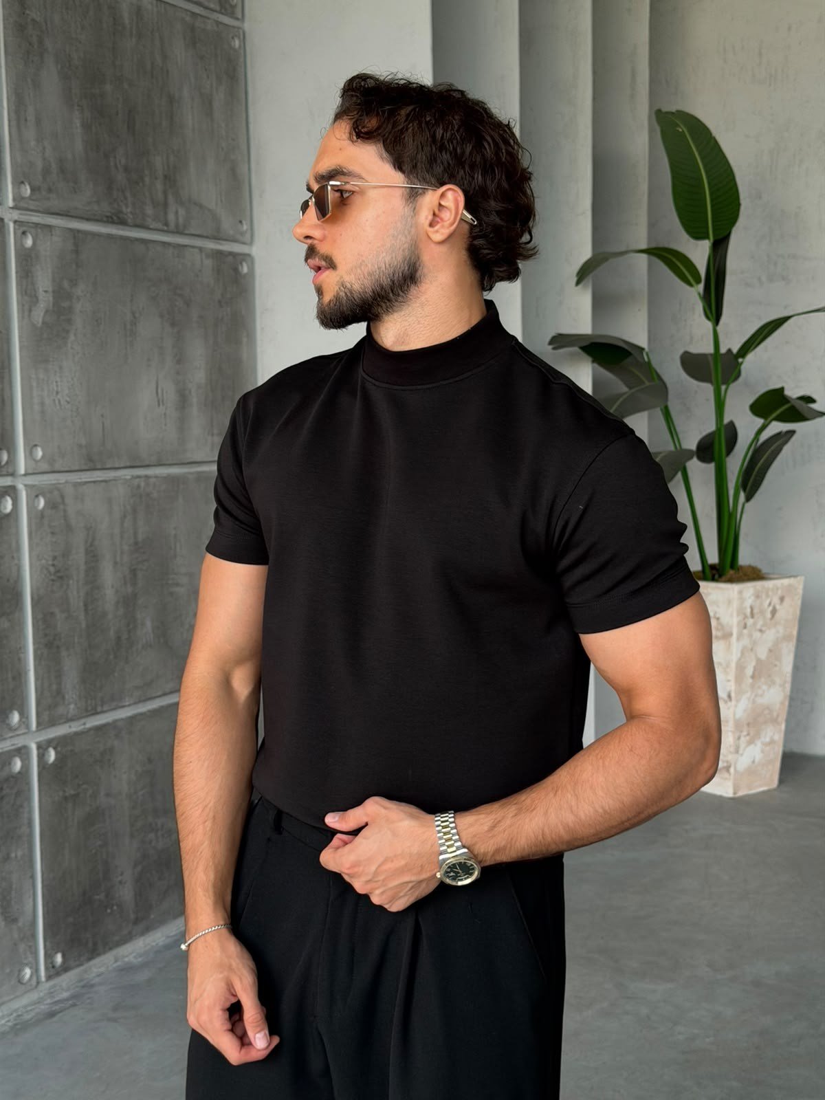 Yarım Boğazlı Dubble Face Kumaş T-shirt Siyah