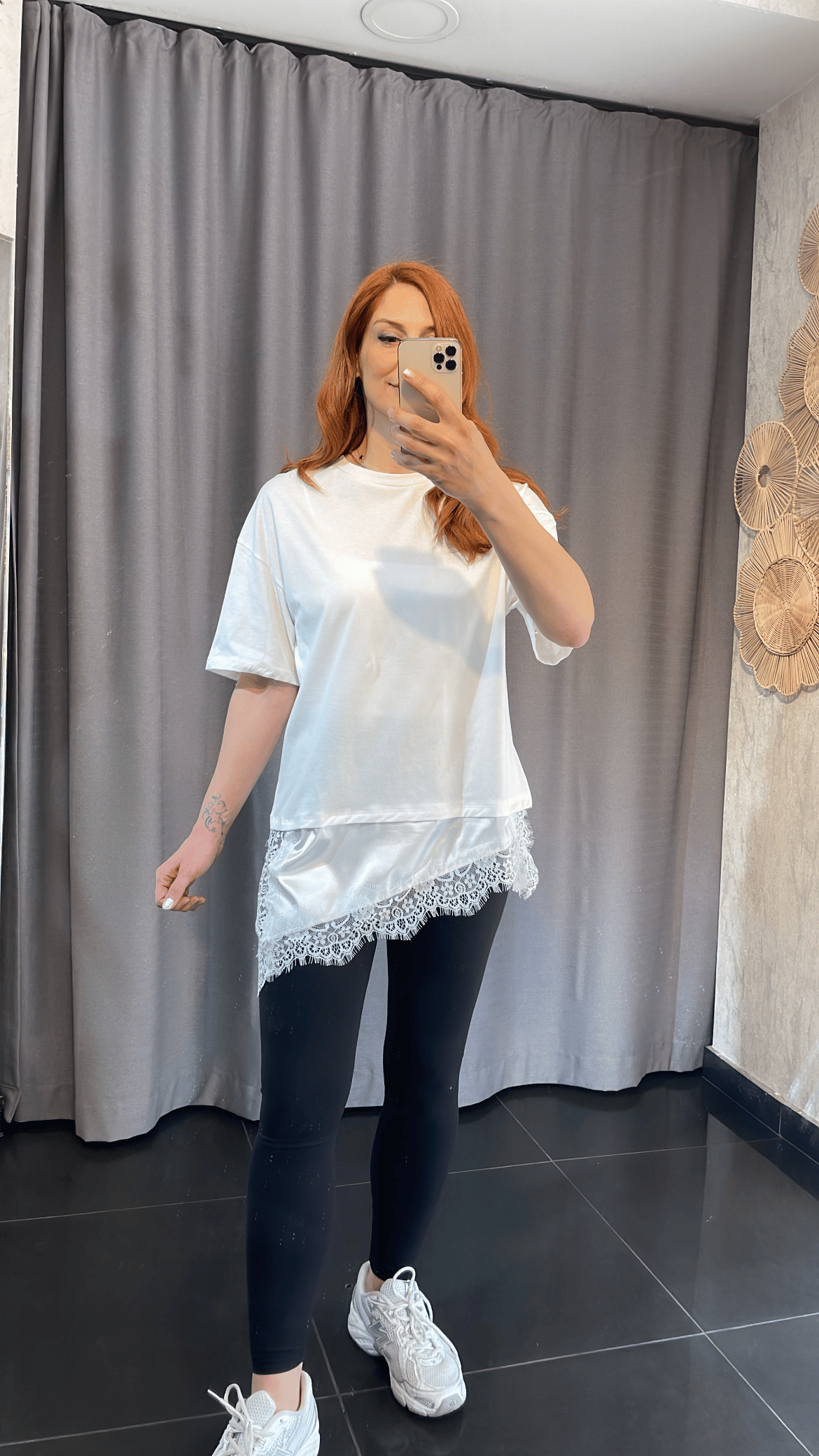 Altı Dantel Asimetrik Tshirt