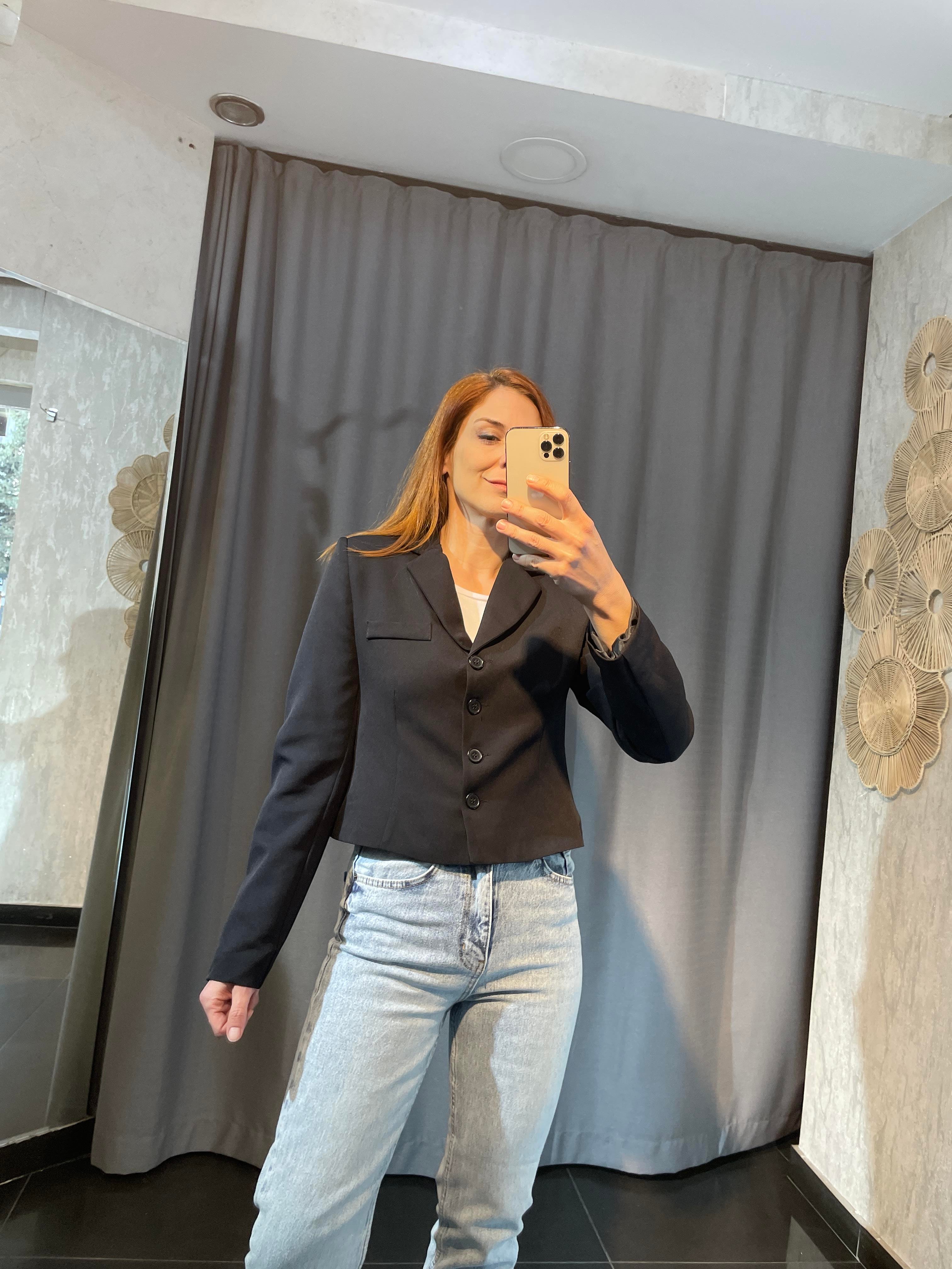 Kısa Siyah Blazer Ceket