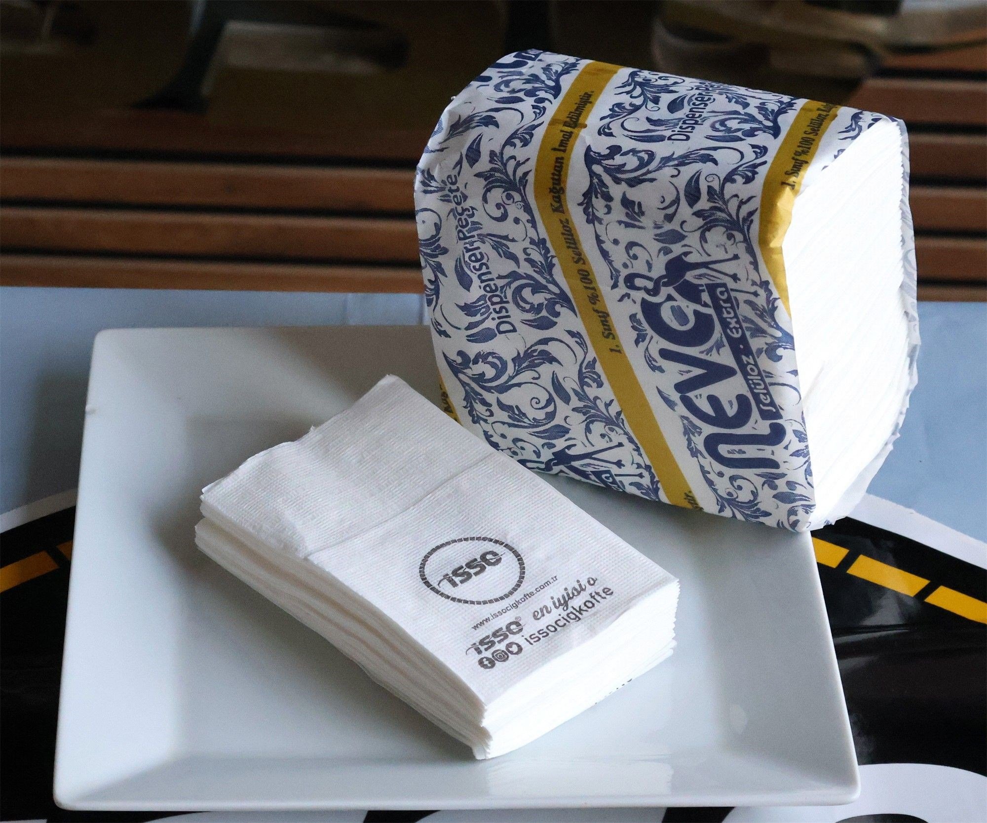 İSSO MASA PEÇETESİ  ( 18 Paket )