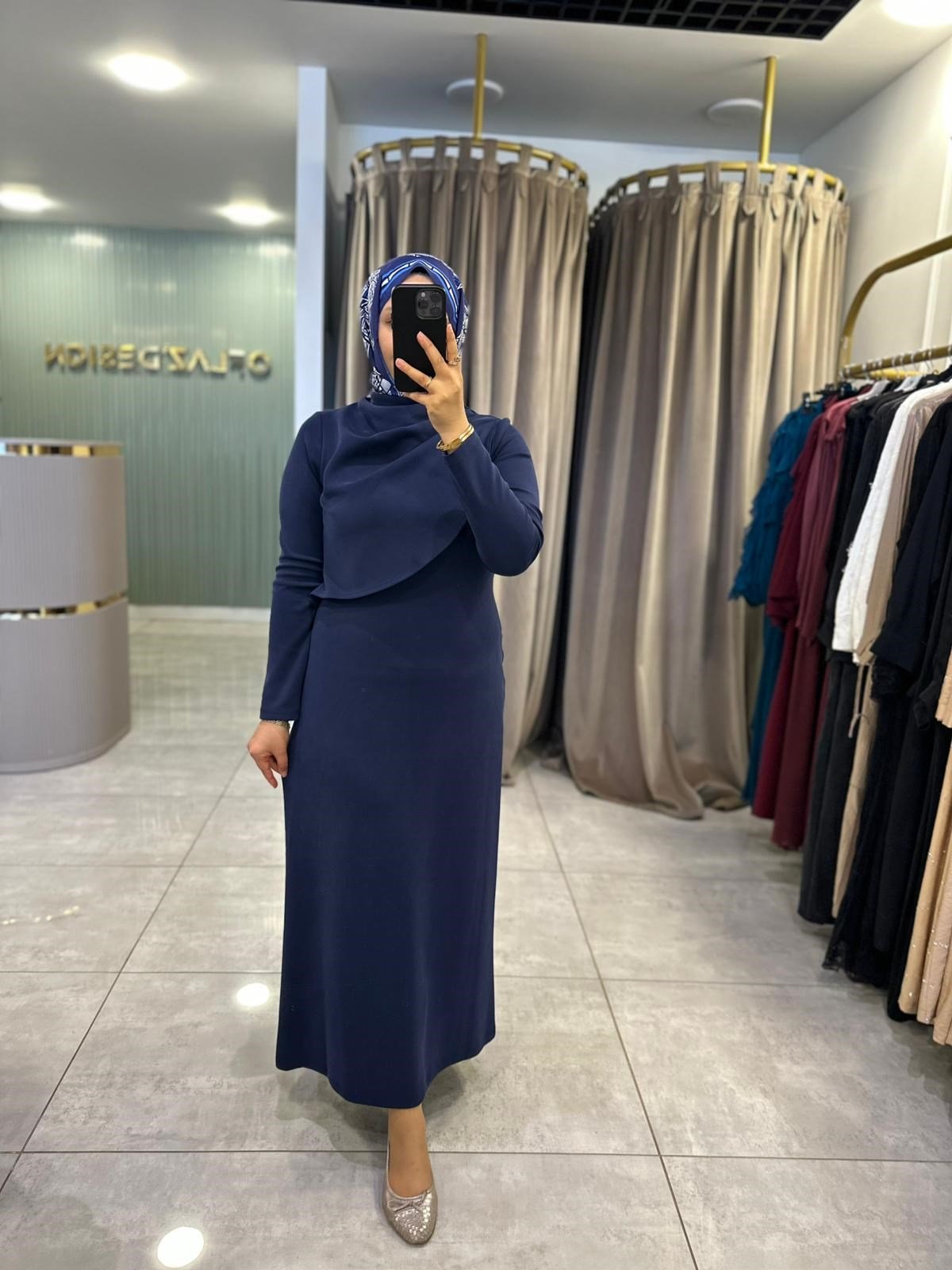 Nuss Drapeli Yaka Detaylı Uzun Elbise Lacivert 27K 2044