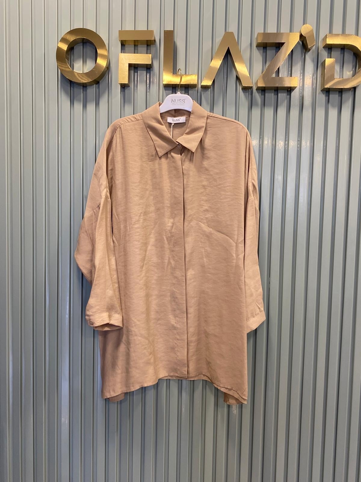 Nuss Oversize Düğmeli Gömlek Latte 26Y 3001