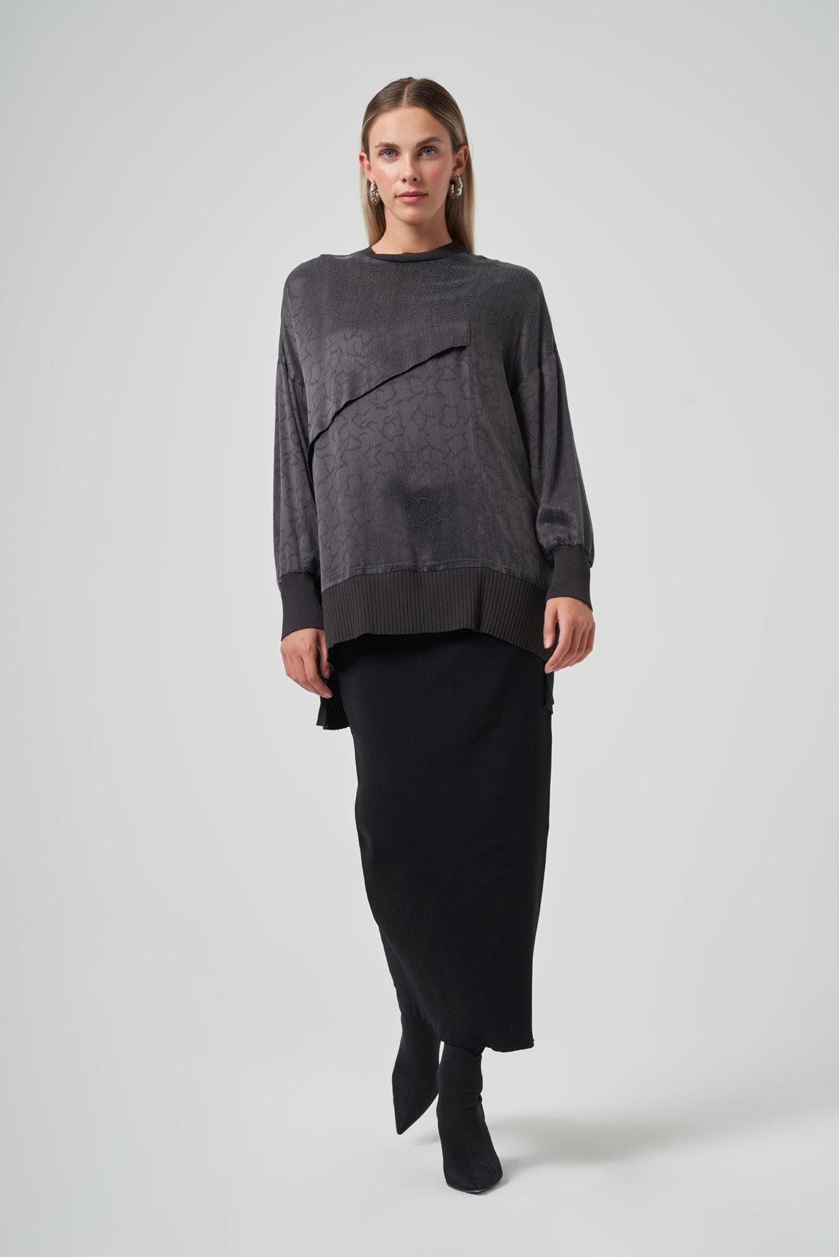 Nuss Qupra Tunik Antasit 26K 3003