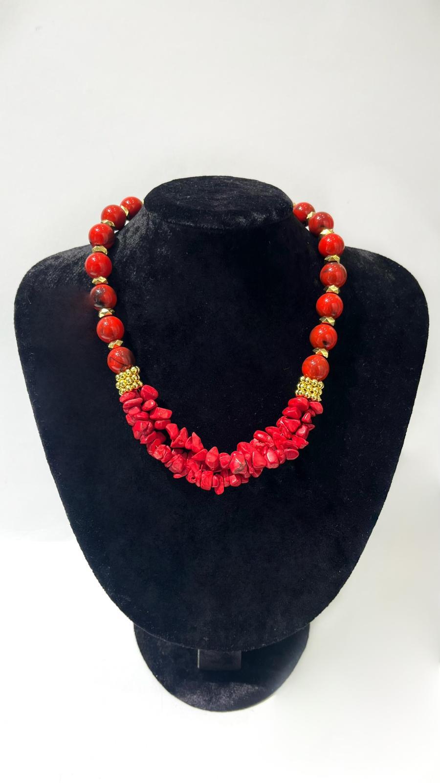 Crimson Kolye