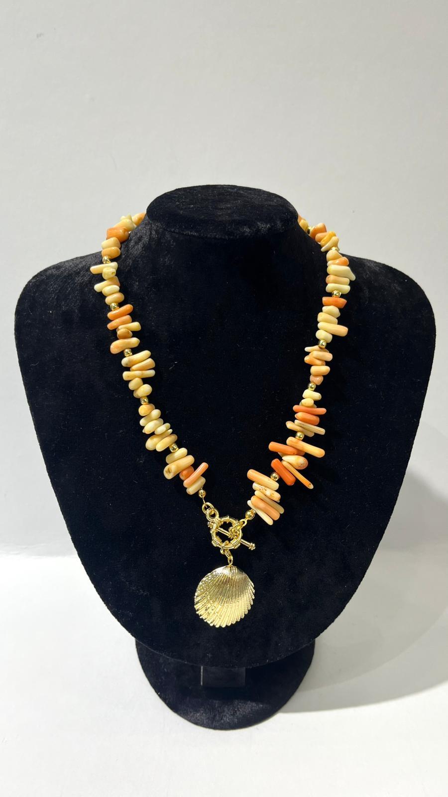 Golden Shells Kolye